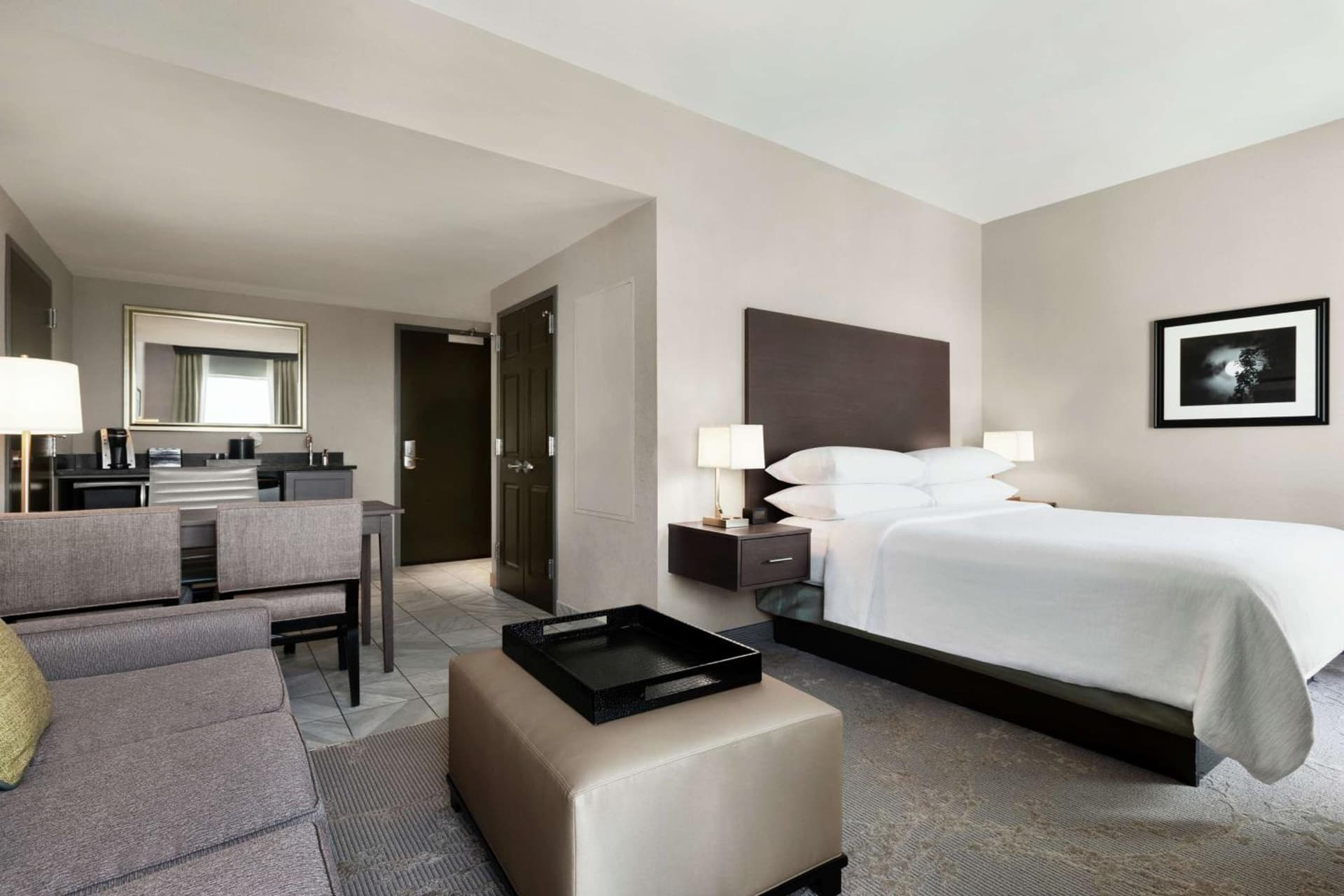 Embassy Suites Charlotte/Ayrsley gallery photo in Charlotte, NC — image 40
