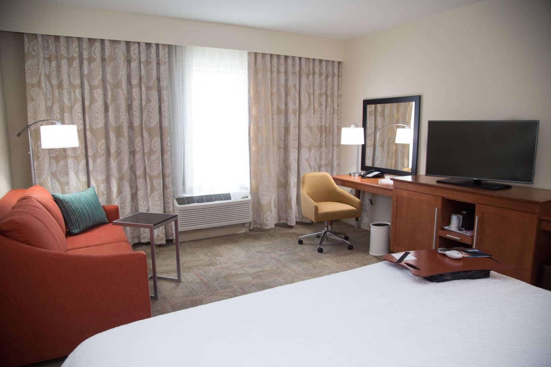 Hampton Inn and Suites by Hilton McKinney gallery photo in McKinney, TX — image 31