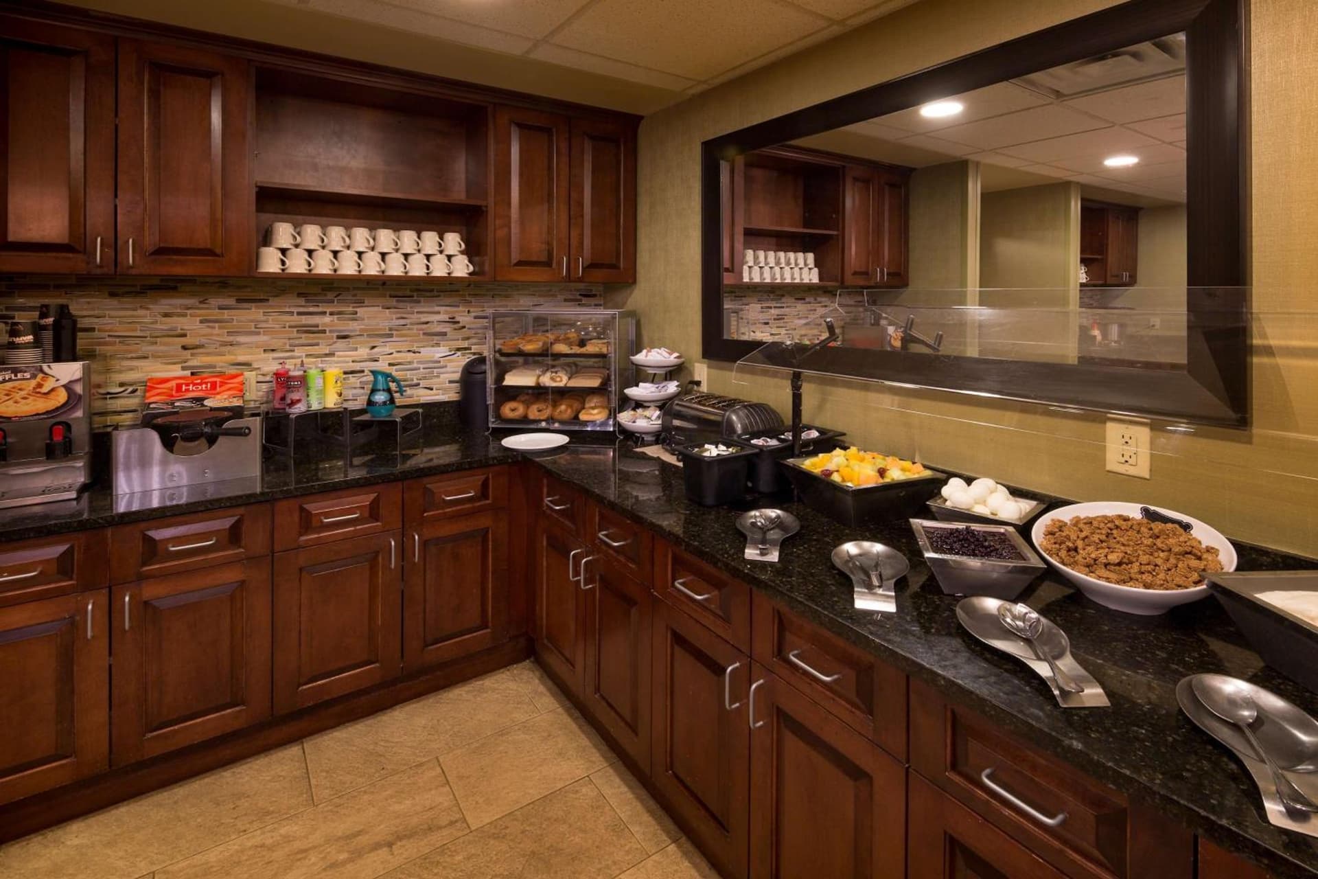 Homewood Suites by Hilton Denver West - Lakewood gallery photo in Lakewood, CO — image 10