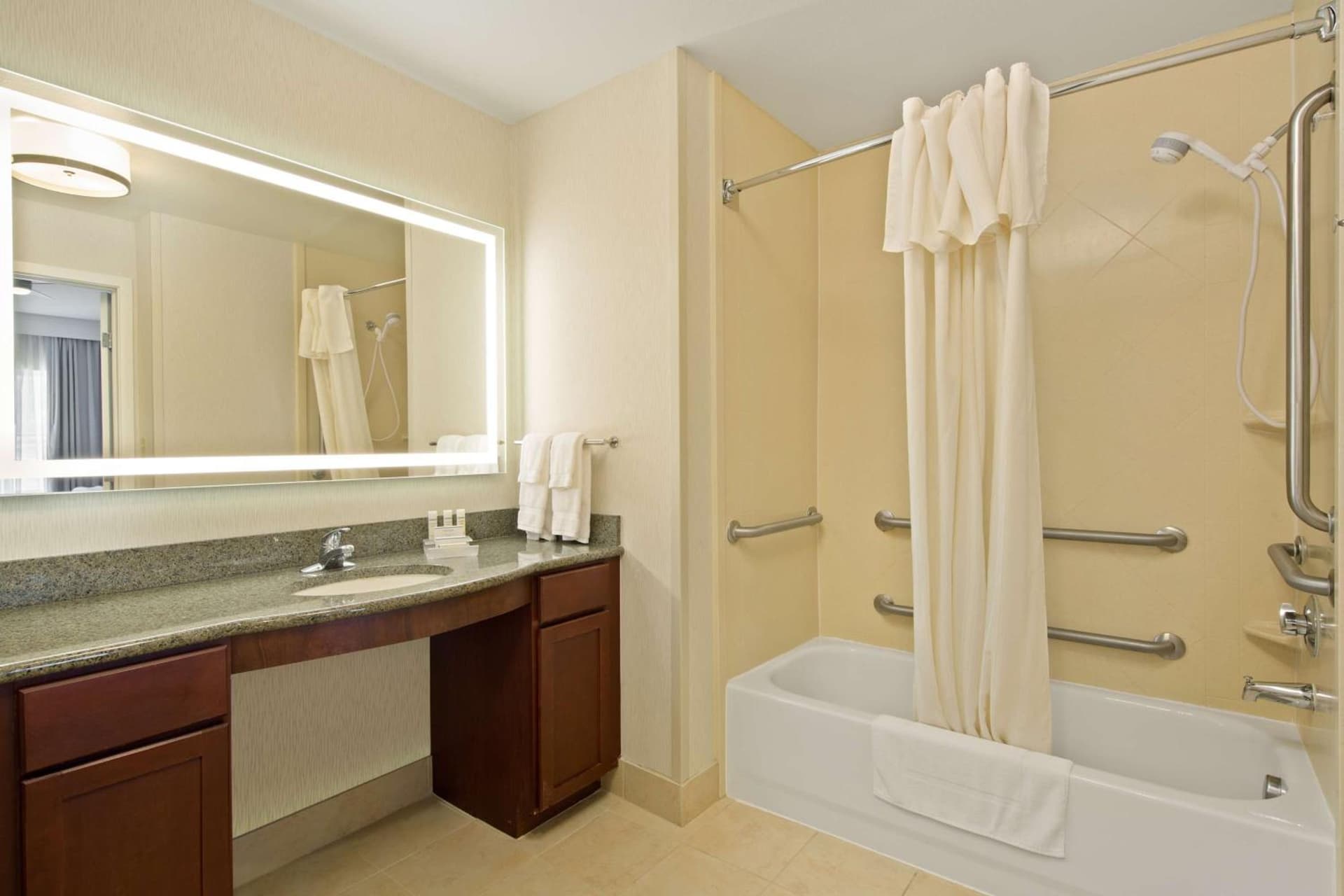 Homewood Suites by Hilton Denver West - Lakewood gallery photo in Lakewood, CO — image 34