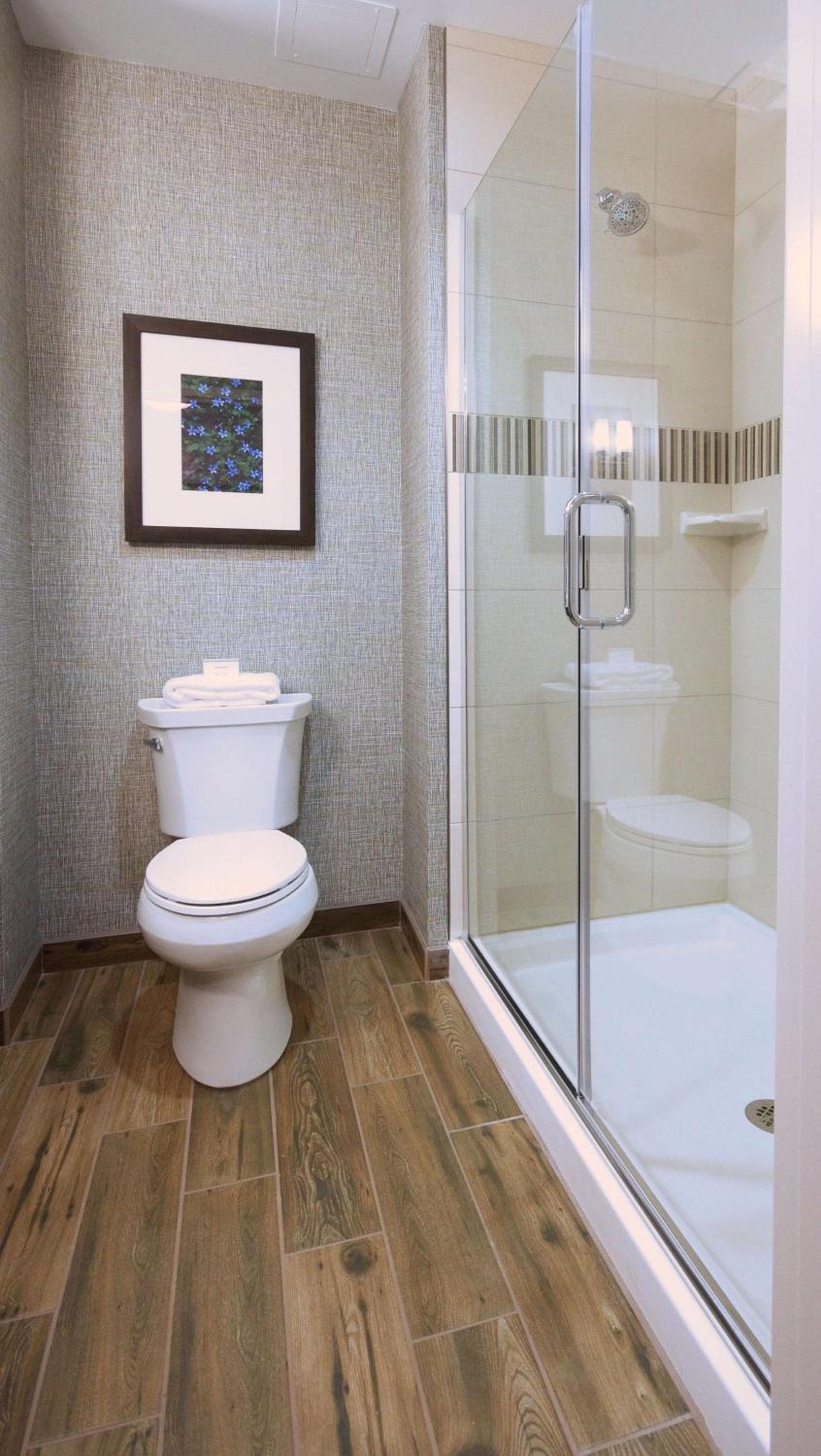 Hilton Garden Inn Hickory interior in Hickory, NC — gallery photo 2