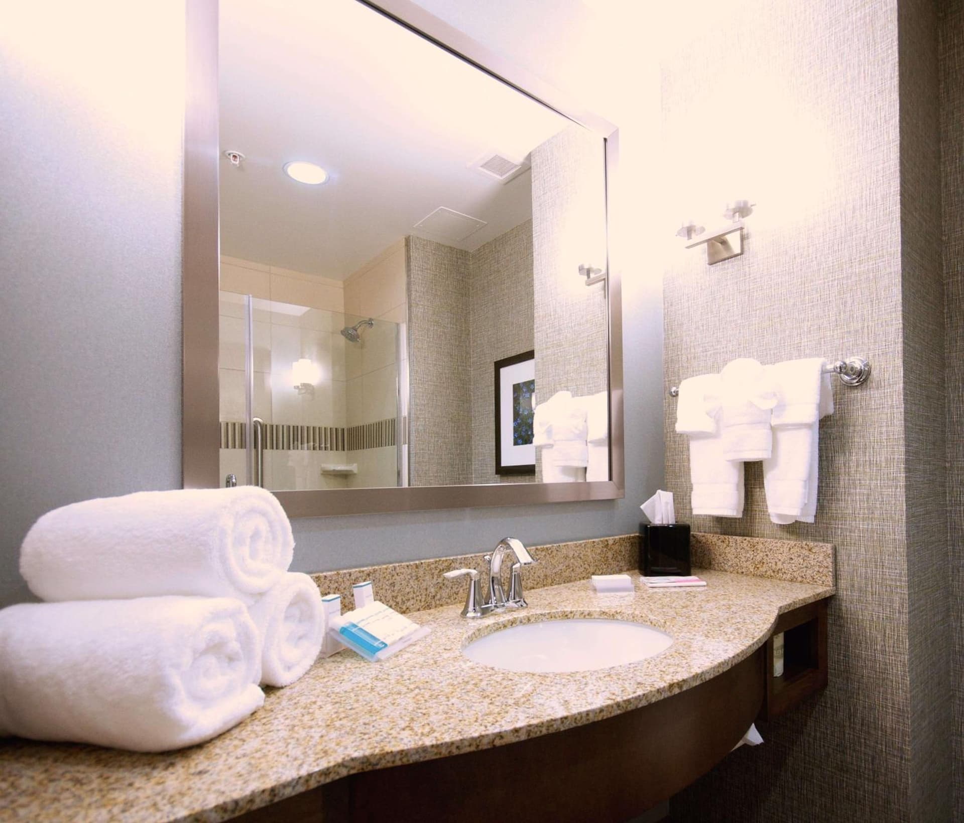 Hilton Garden Inn Hickory gallery photo in Hickory, NC — image 7