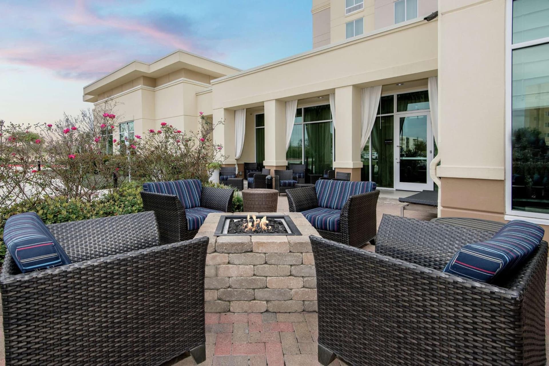 Hilton Garden Inn San Antonio/Rim Pass Drive interior in San Antonio, TX — gallery photo 2