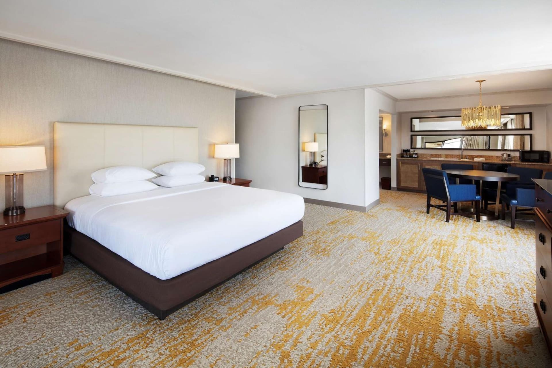DoubleTree by Hilton Ontario Airport gallery photo in Ontario, CA — image 37