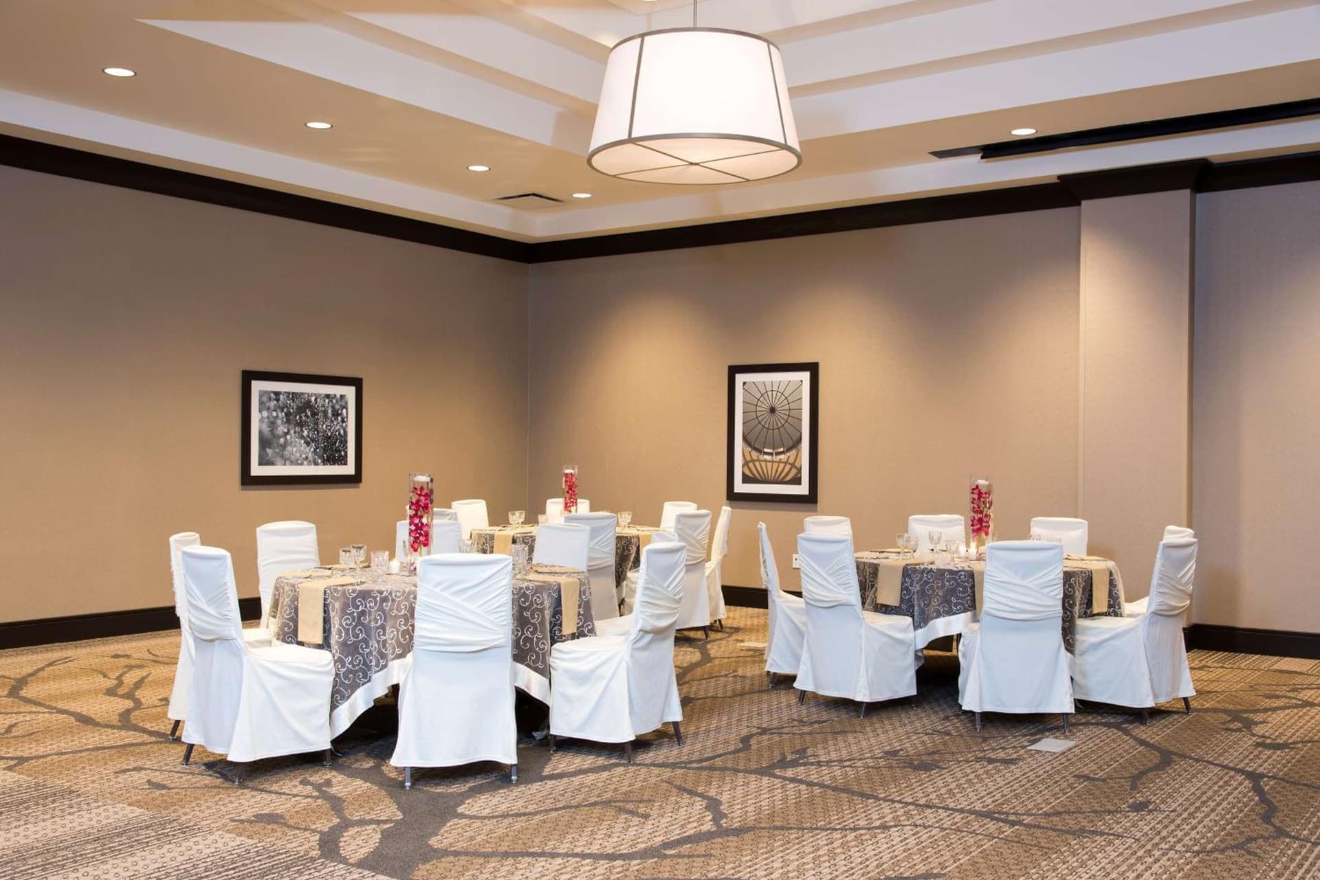 DoubleTree by Hilton Schenectady gallery photo in Schenectady, NY — image 4