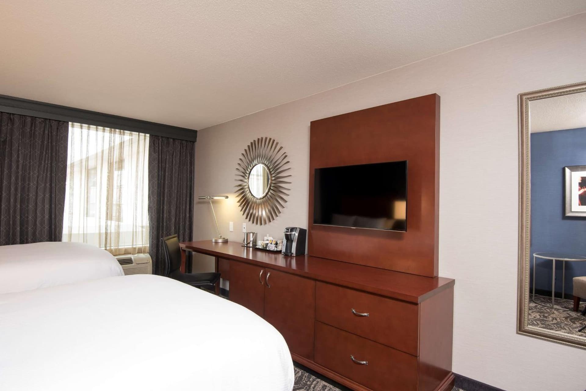 DoubleTree by Hilton Schenectady gallery photo in Schenectady, NY — image 32