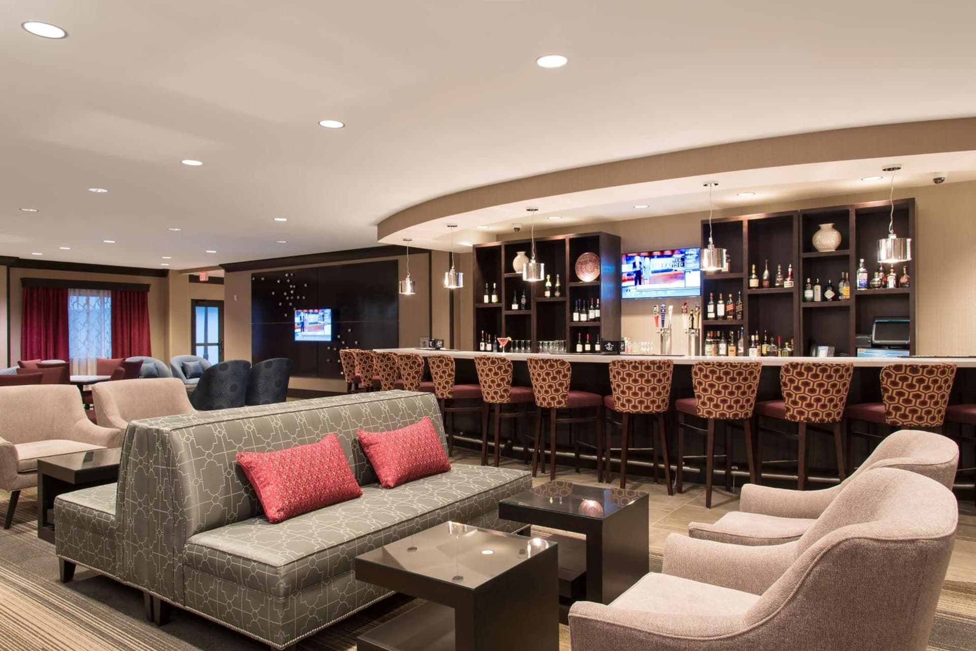 DoubleTree by Hilton Schenectady gallery photo in Schenectady, NY — image 19