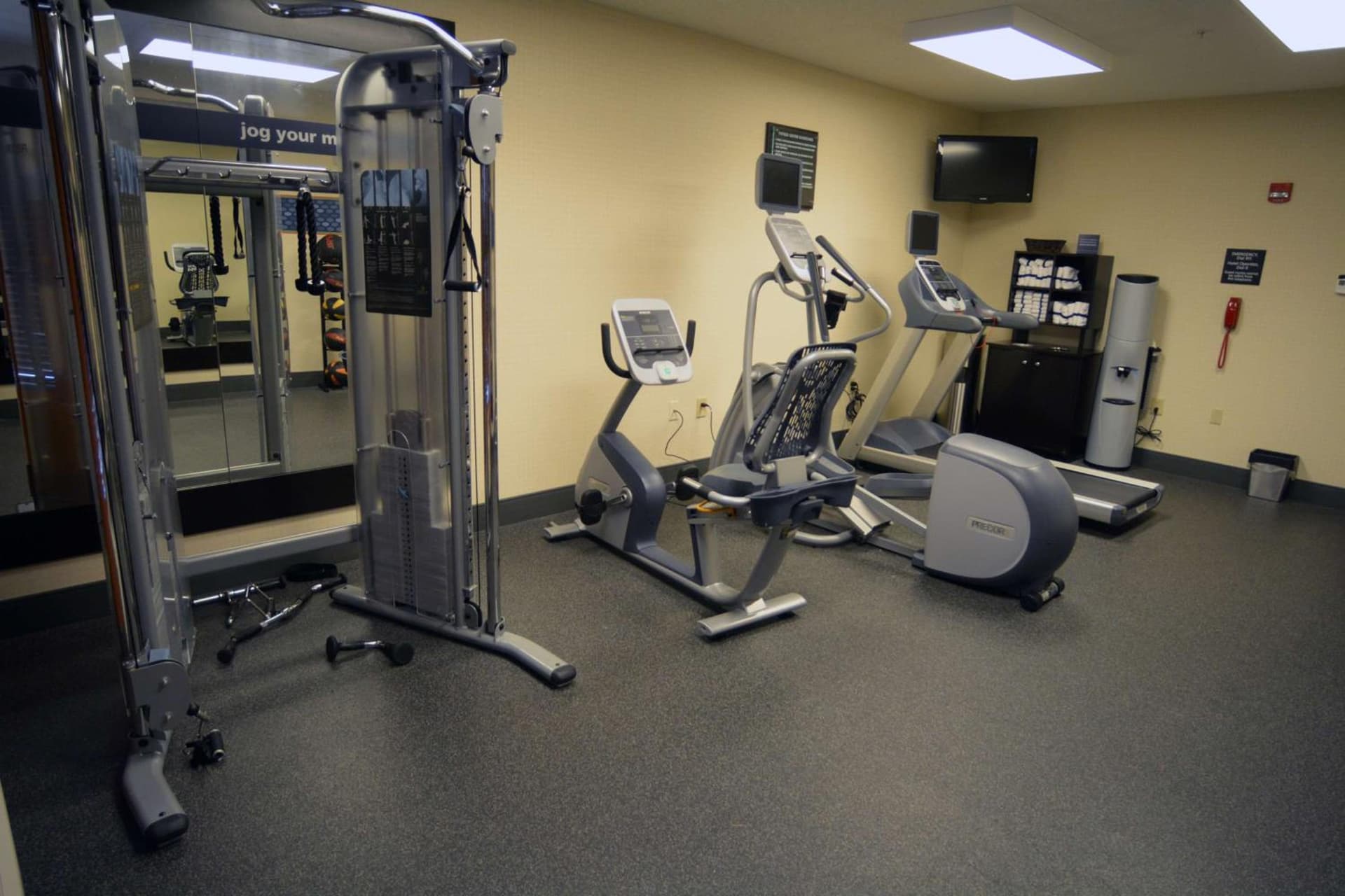 Hampton Inn Warsaw gallery photo in Warsaw, IN — image 28