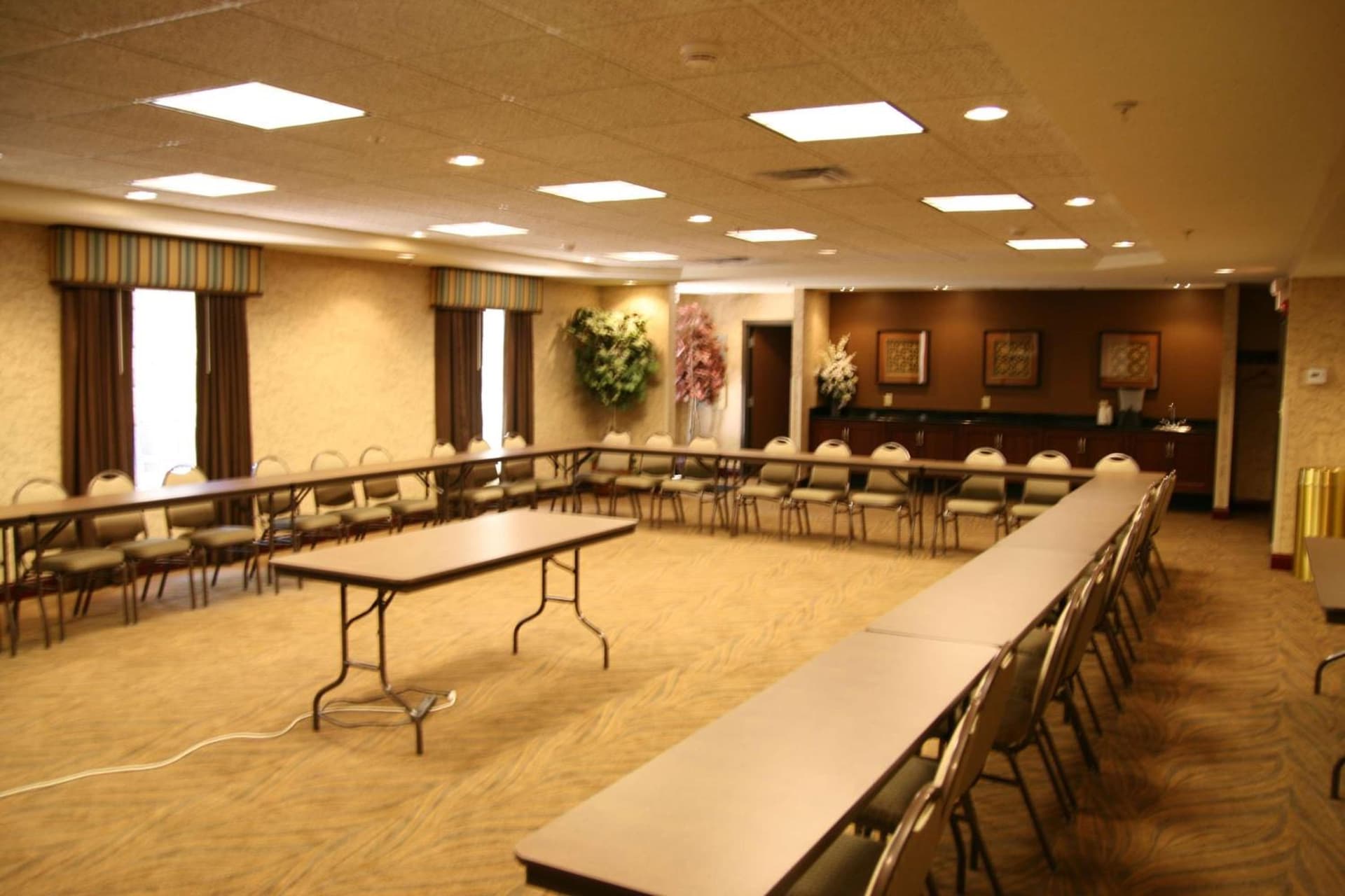 Hampton Inn Warsaw gallery photo in Warsaw, IN — image 15