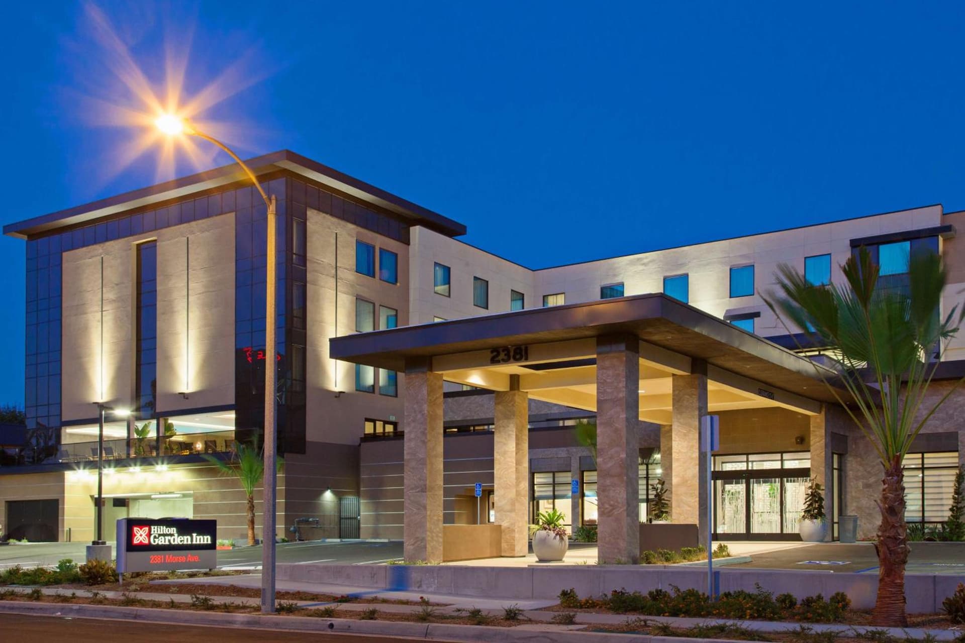 Hilton Garden Inn Irvine/Orange County Airport interior in Irvine, CA — gallery photo 2