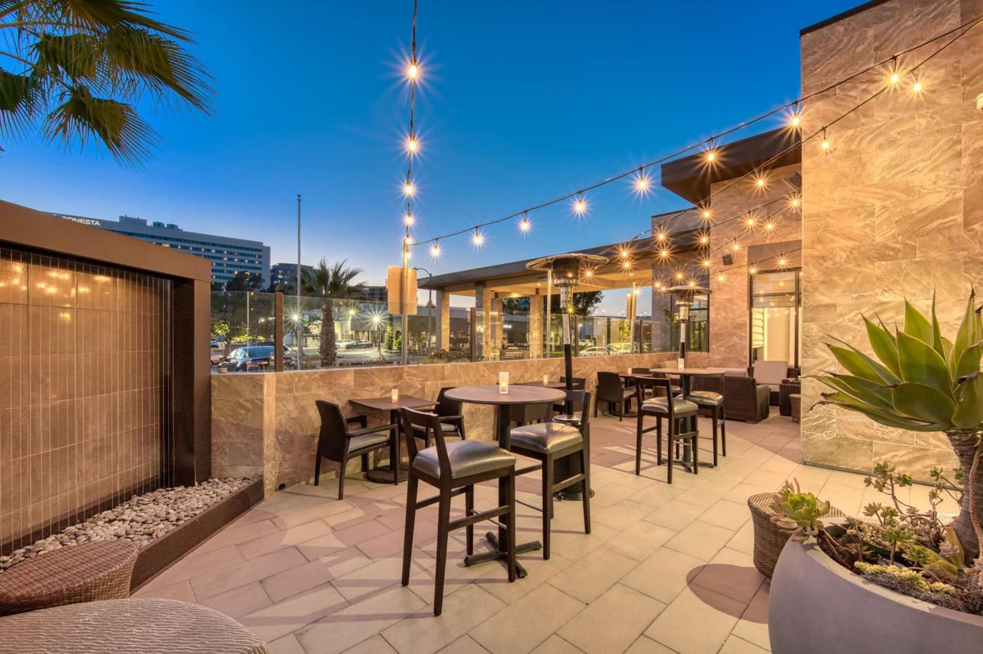 Hilton Garden Inn Irvine/Orange County Airport gallery photo in Irvine, CA — image 7