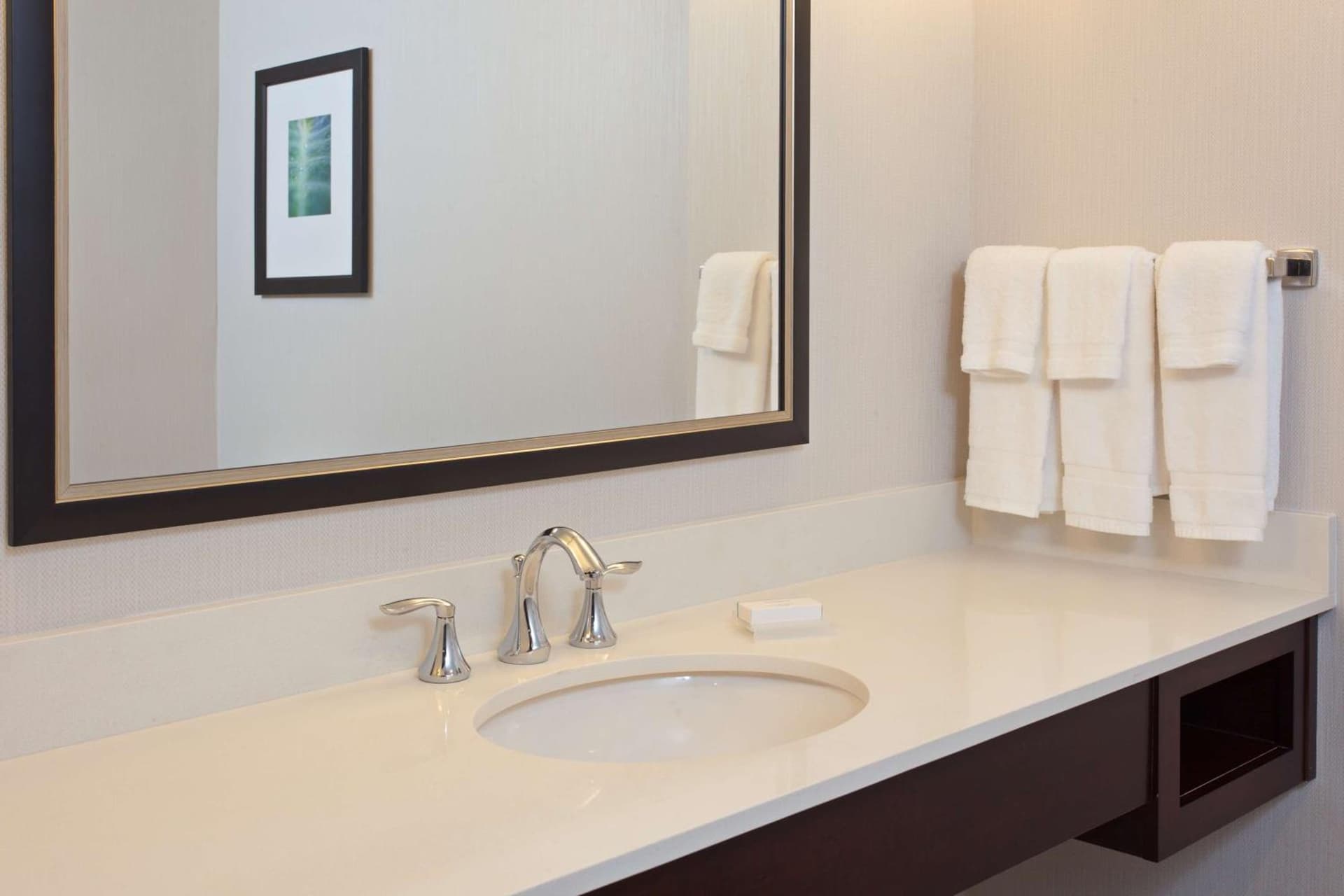 Hilton Garden Inn Irvine/Orange County Airport gallery photo in Irvine, CA — image 6