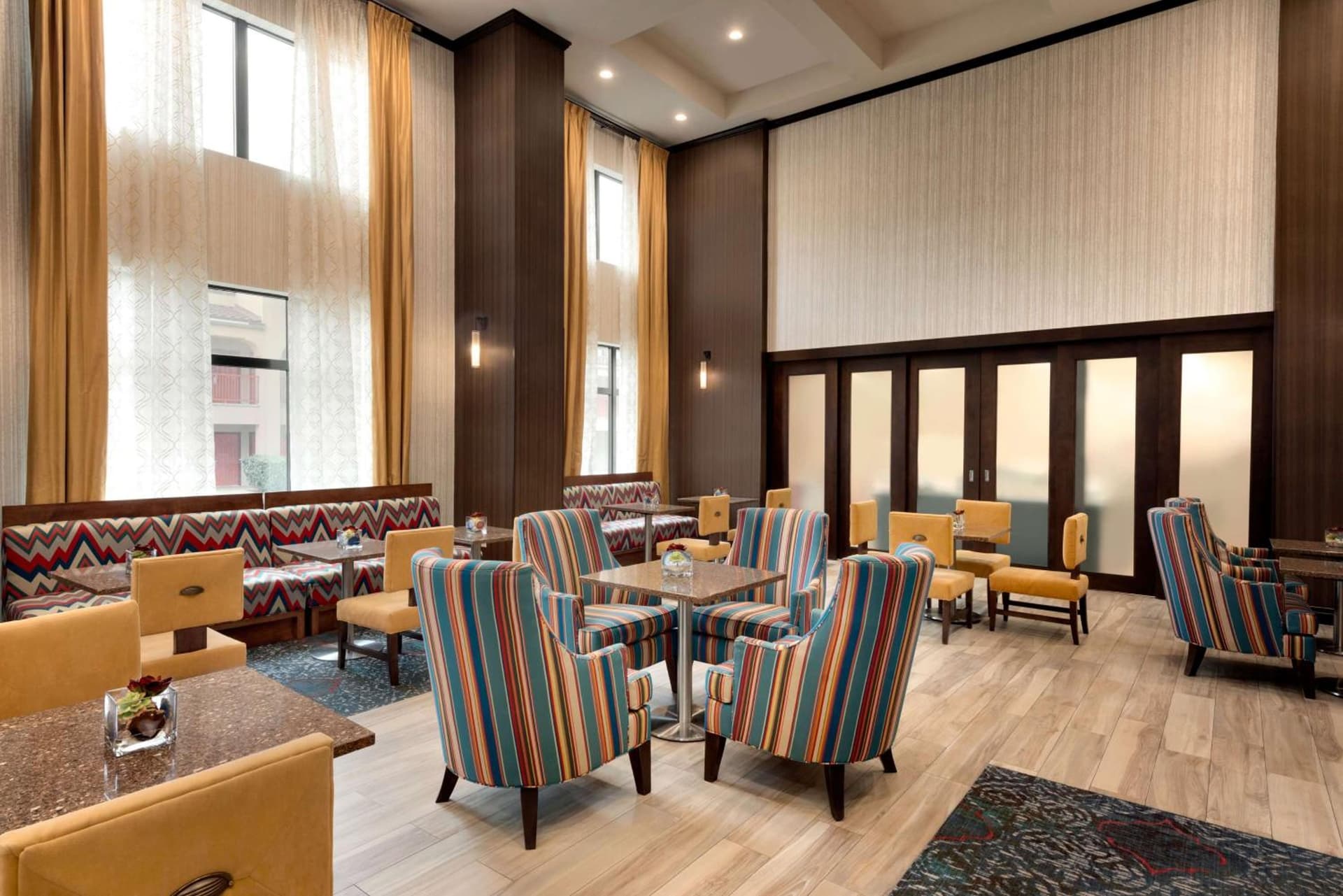 Hampton Inn and Suites Monroe gallery photo in Monroe, LA — image 14