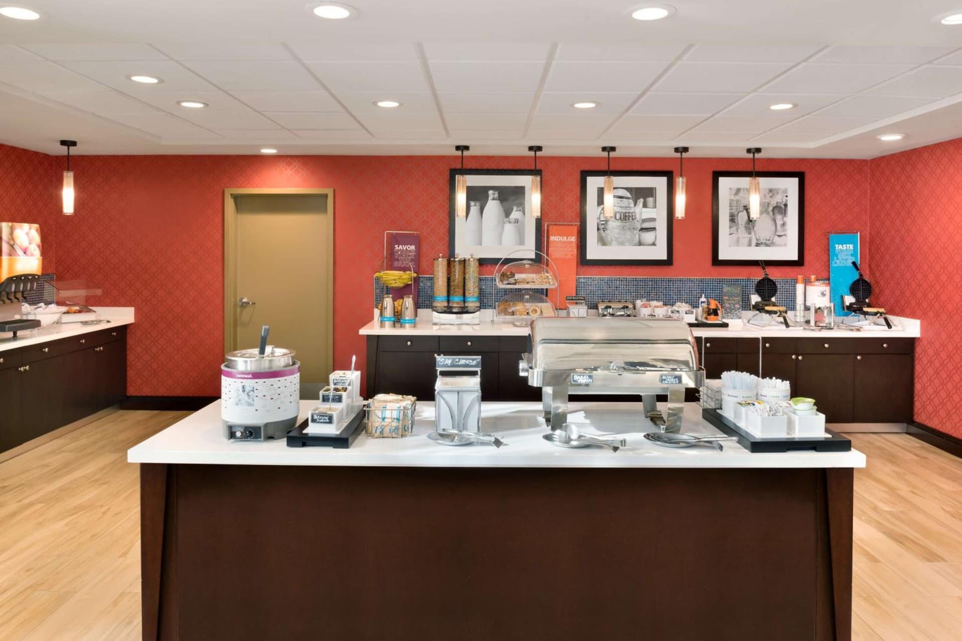 Hampton Inn and Suites Monroe gallery photo in Monroe, LA — image 12