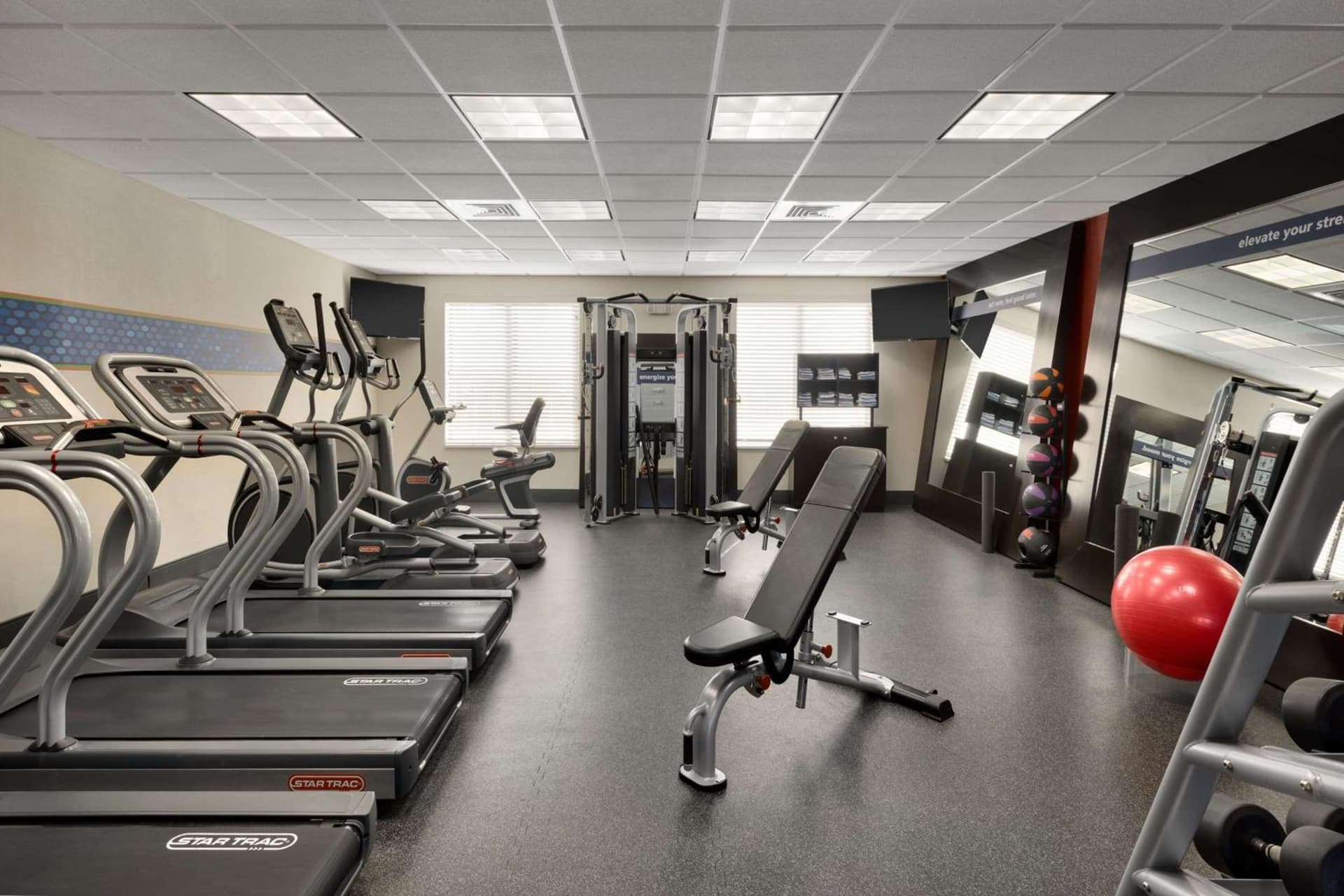 Hampton Inn and Suites Monroe gallery photo in Monroe, LA — image 32