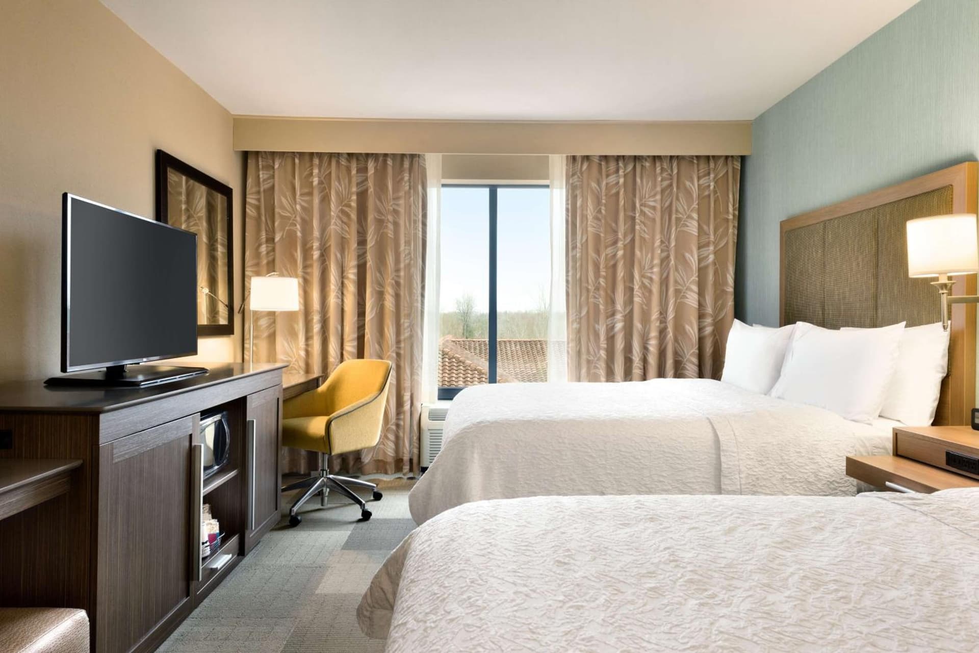 Hampton Inn and Suites Monroe gallery photo in Monroe, LA — image 13