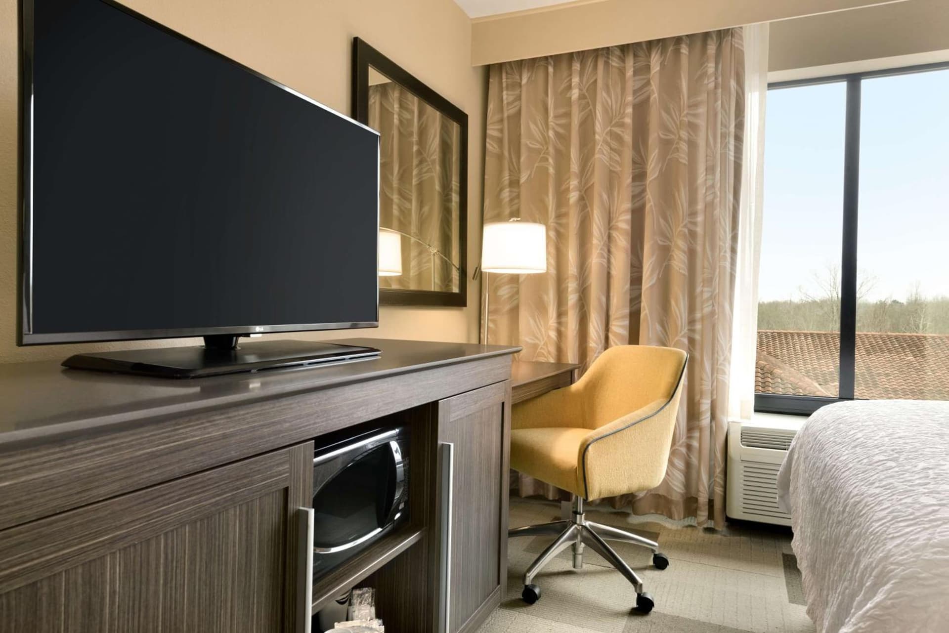 Hampton Inn and Suites Monroe gallery photo in Monroe, LA — image 21