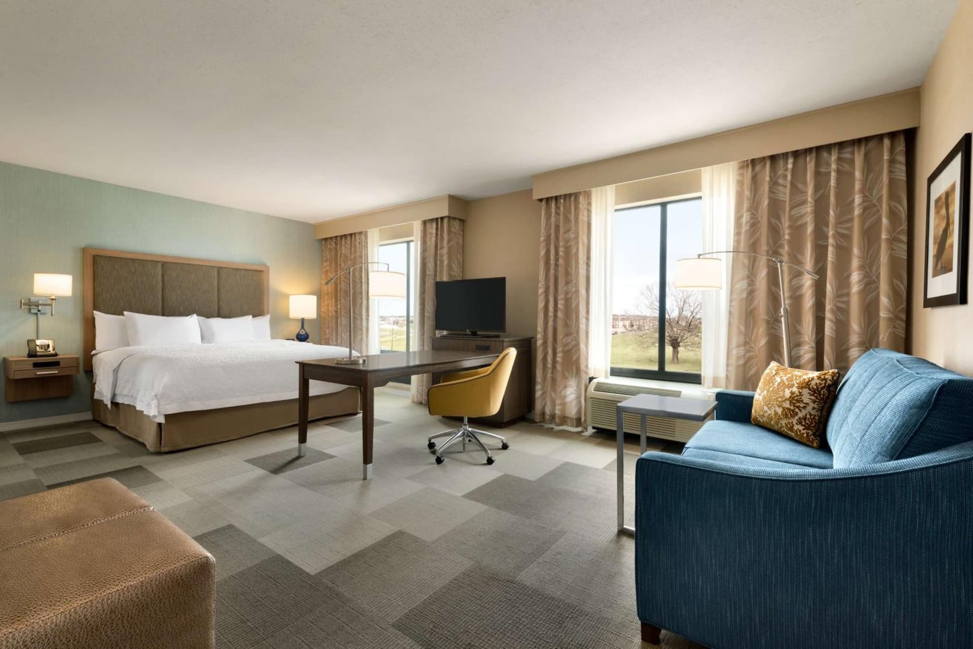 Hampton Inn and Suites Monroe gallery photo in Monroe, LA — image 26