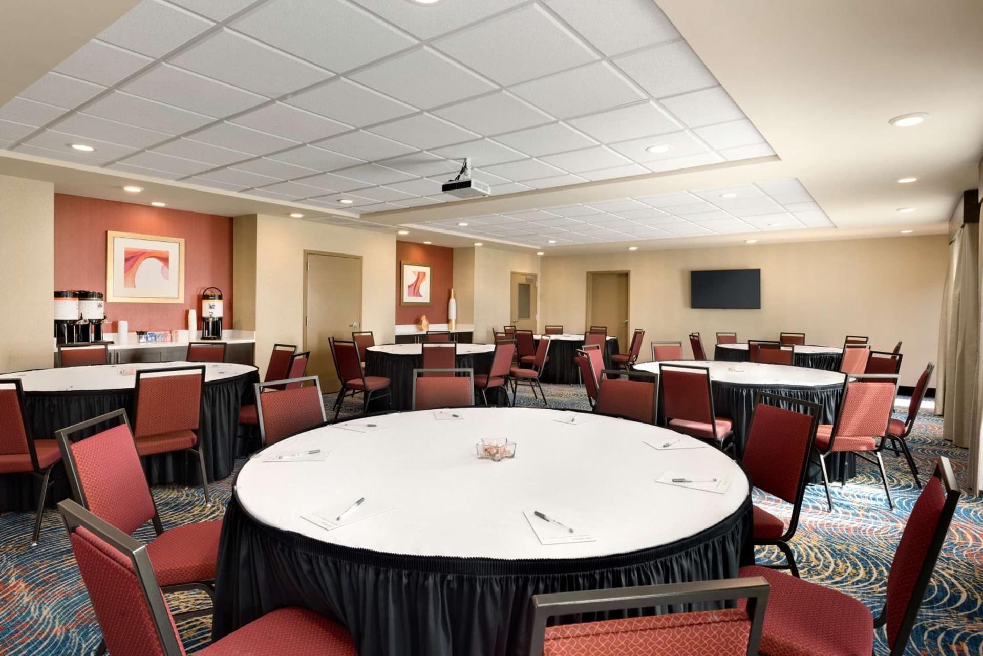 Hampton Inn and Suites Monroe gallery photo in Monroe, LA — image 7
