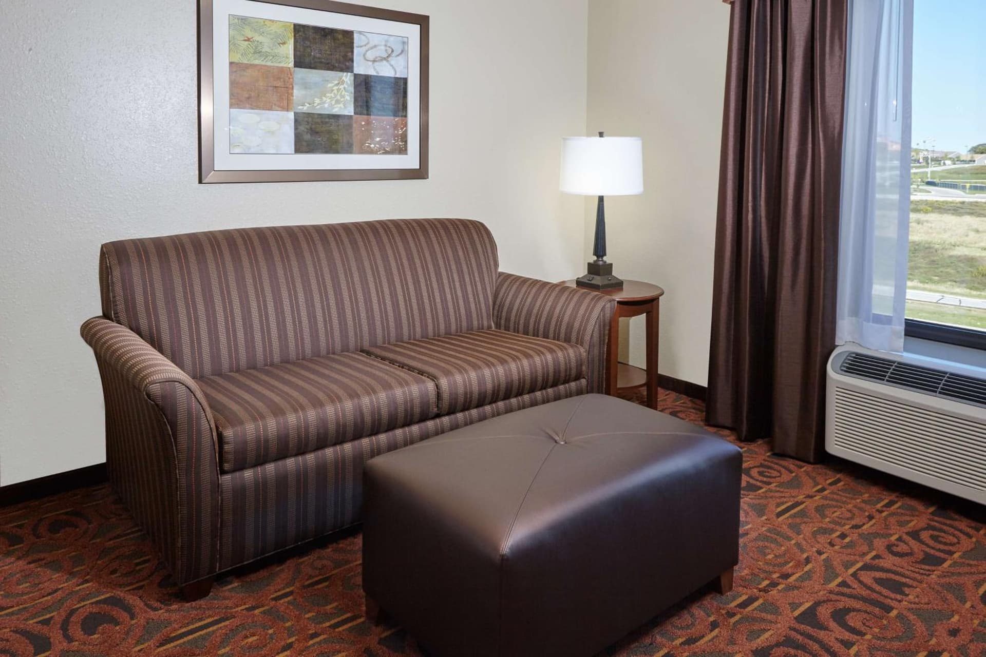 Hampton Inn & Suites Milwaukee/Franklin gallery photo in Franklin, WI — image 45