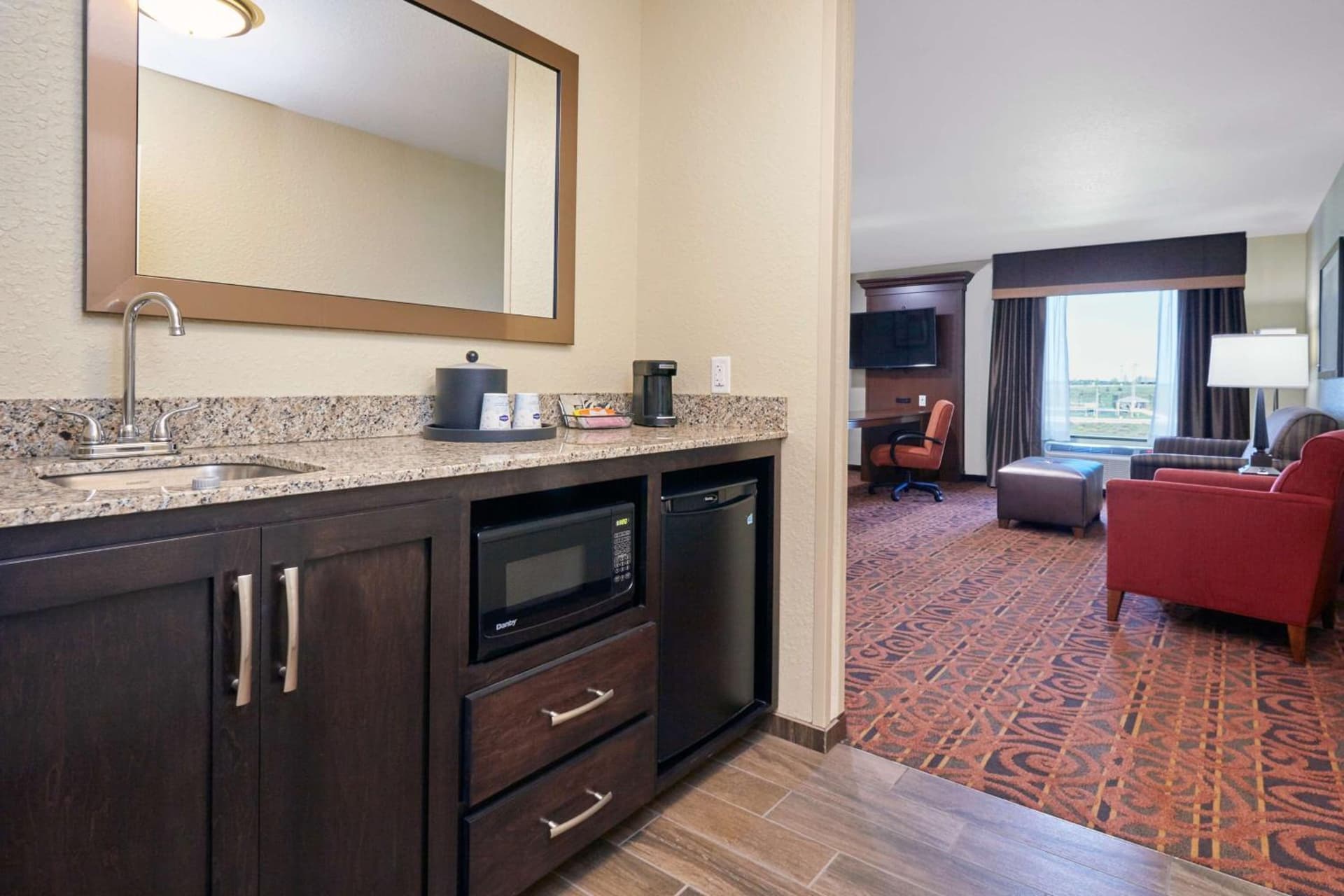 Hampton Inn & Suites Milwaukee/Franklin gallery photo in Franklin, WI — image 44