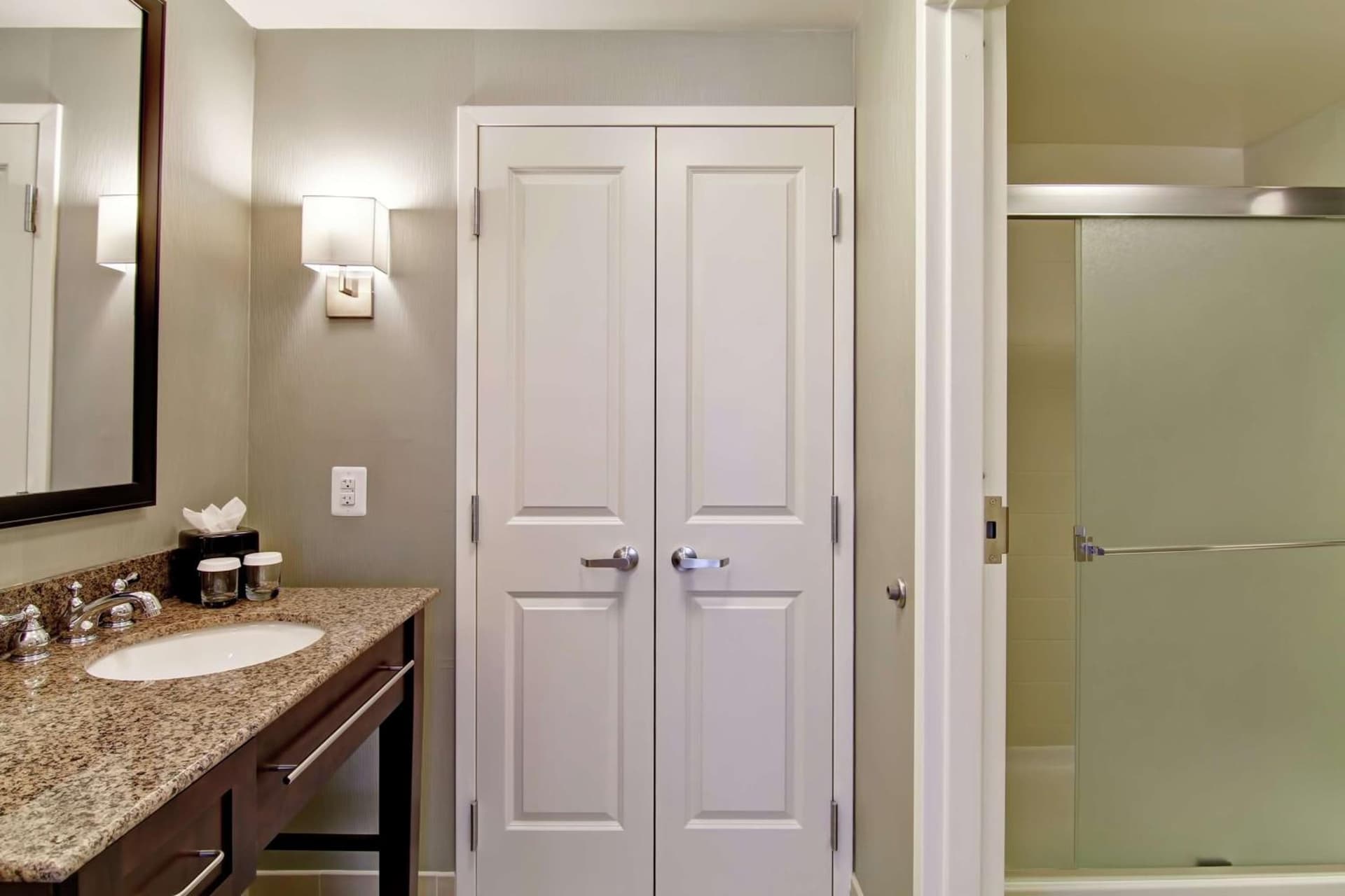 Homewood Suites by Hilton Woodbridge gallery photo in Woodbridge, VA — image 30