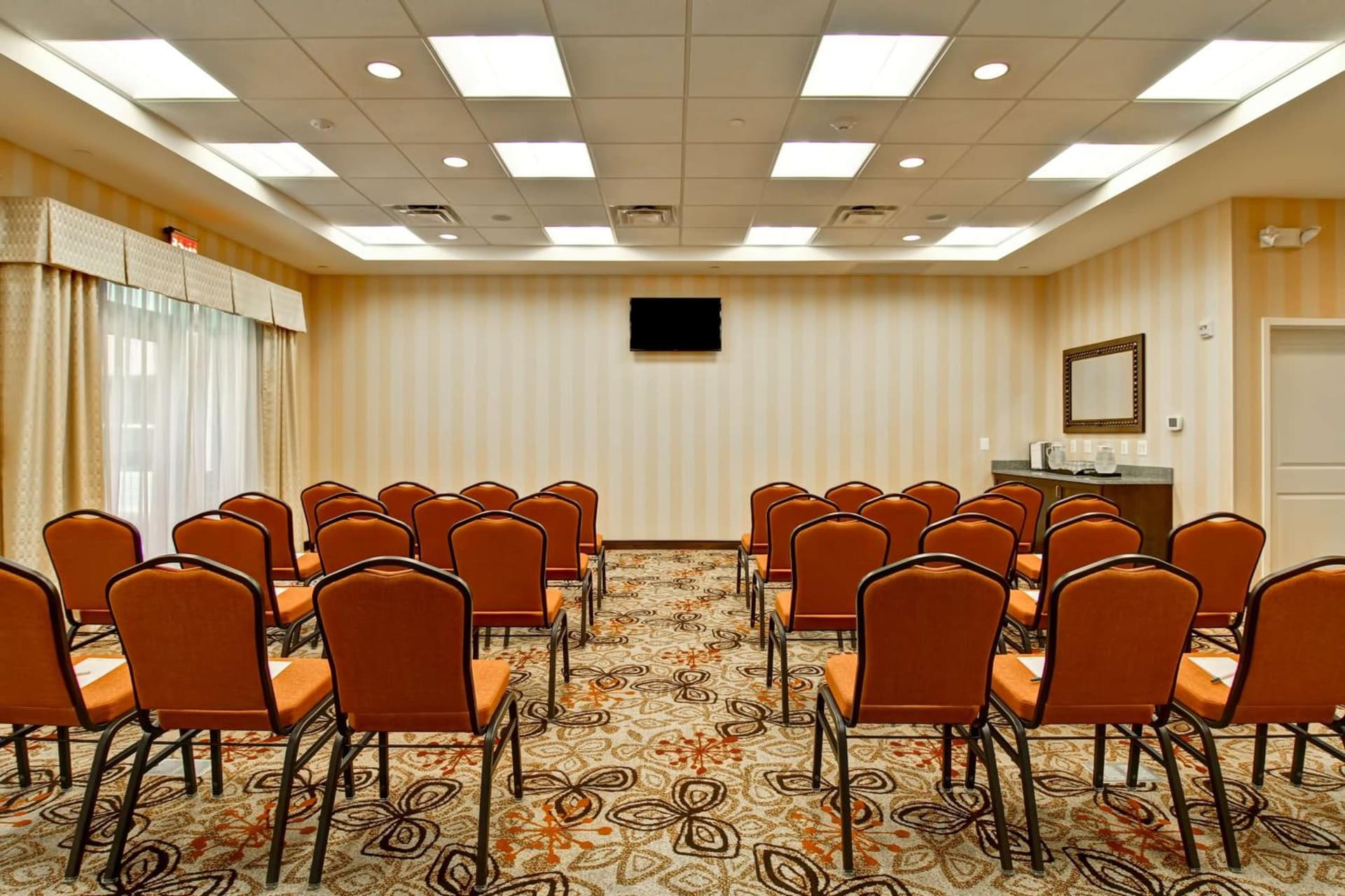 Homewood Suites by Hilton Woodbridge gallery photo in Woodbridge, VA — image 7