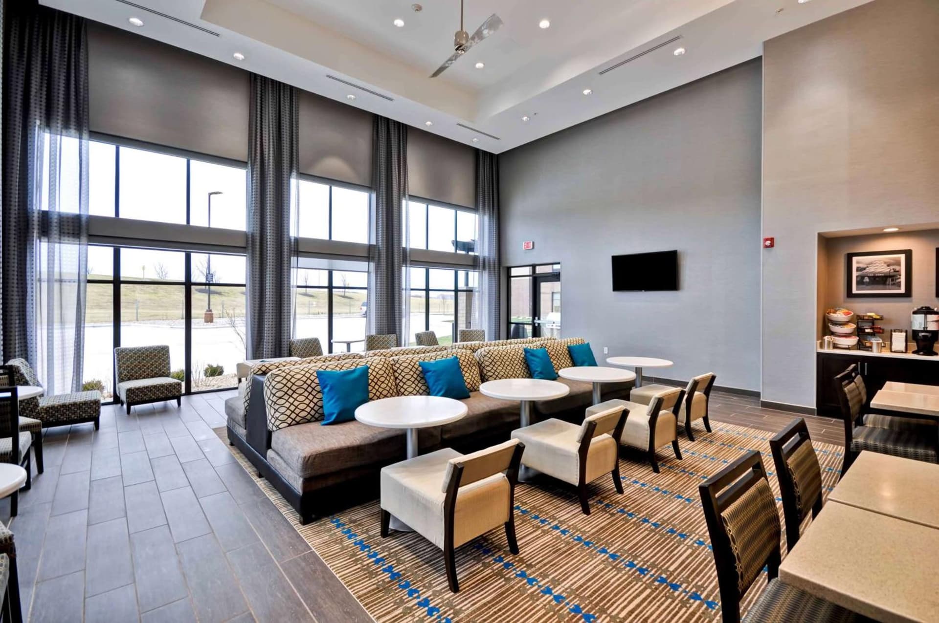 Homewood Suites by Hilton Cincinnati/West Chester property views in West Chester, OH — gallery photo 3