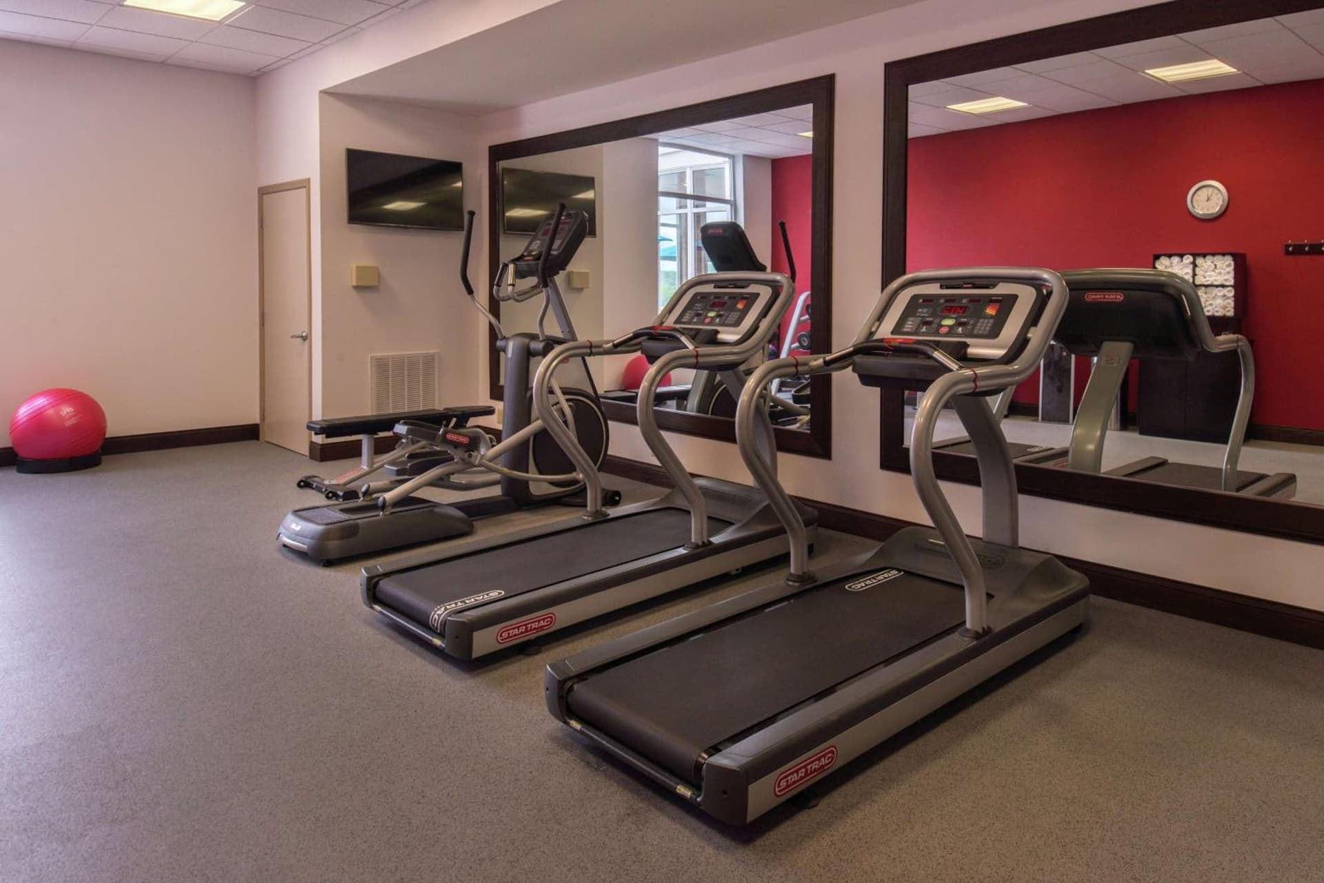 Hilton Garden Inn Bristol gallery photo in Bristol, VA — image 46