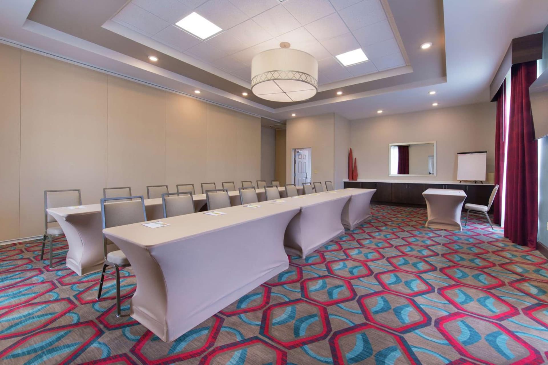 Hilton Garden Inn Bristol gallery photo in Bristol, VA — image 55