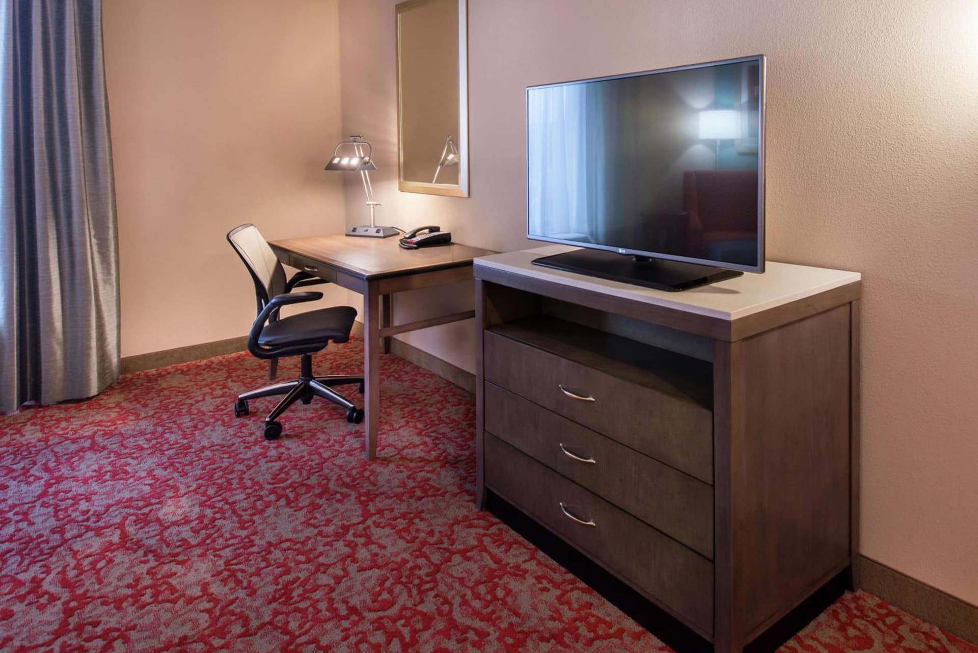 Hilton Garden Inn Bristol gallery photo in Bristol, VA — image 10