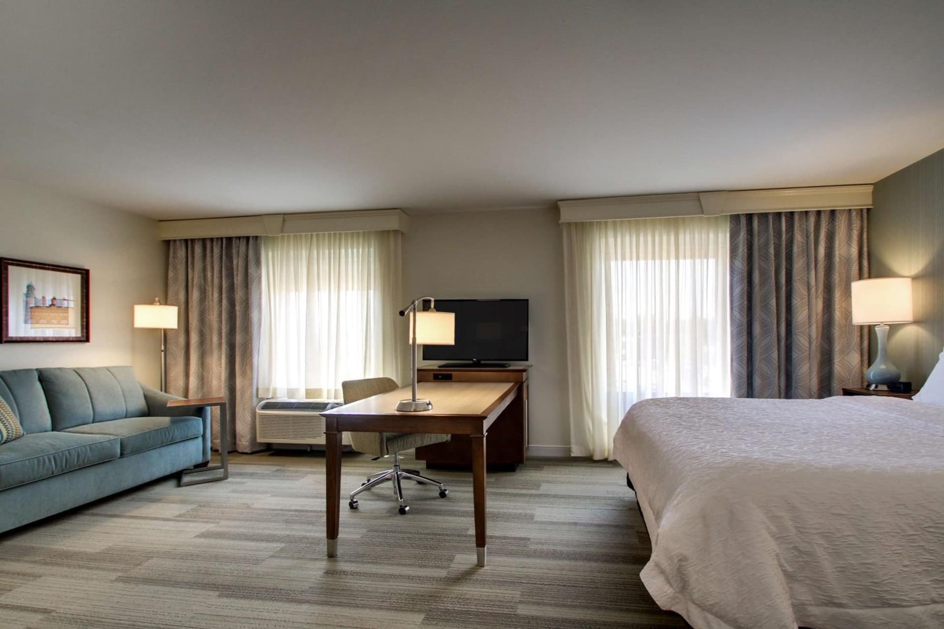 Hampton Inn & Suites Milwaukee West gallery photo in West Allis, WI — image 56