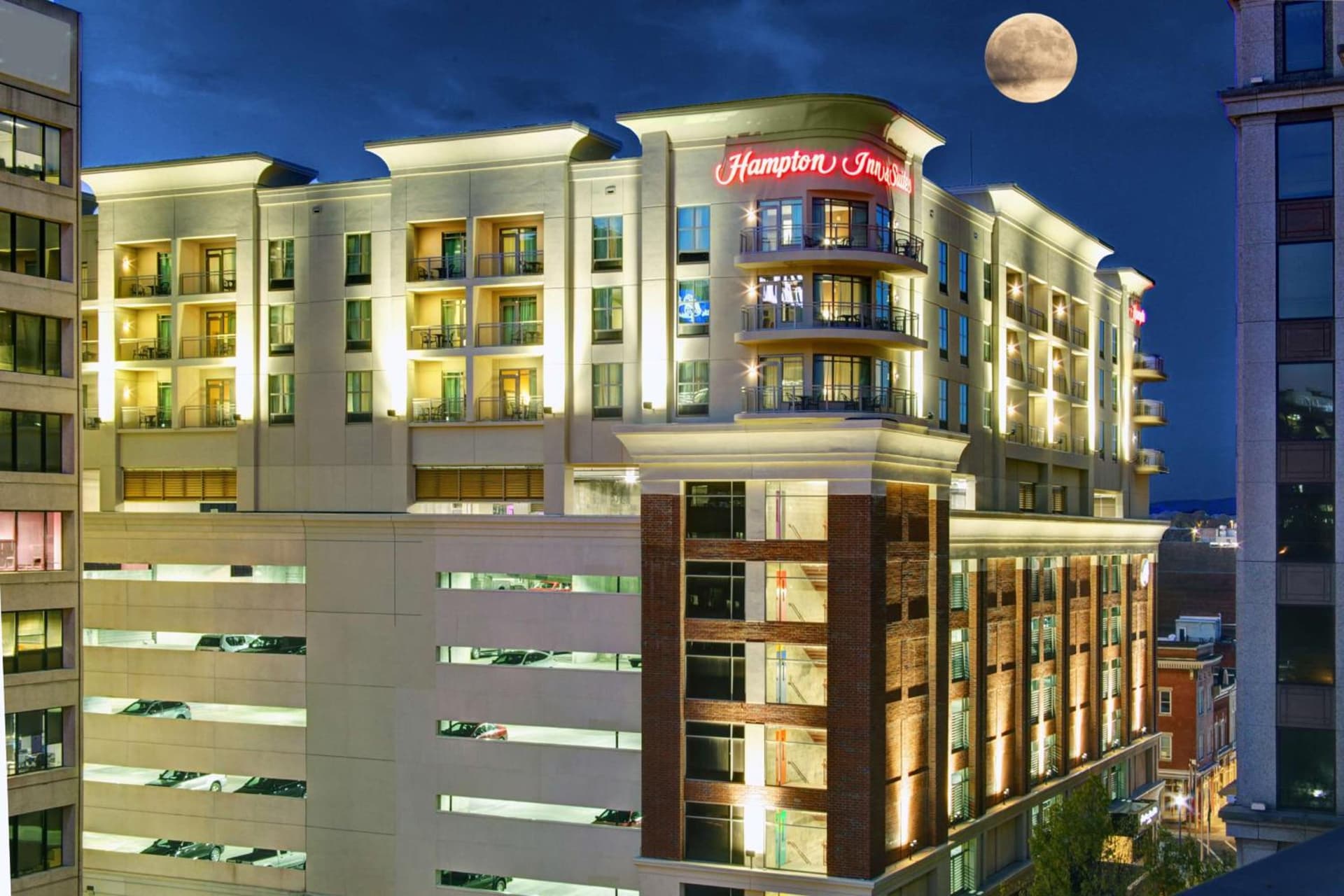 Hampton Inn & Suites - Roanoke-Downtown, VA — hotel in Roanoke, Virginia