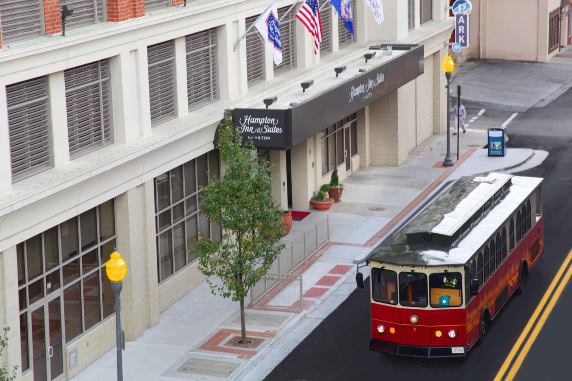 Hampton Inn & Suites - Roanoke-Downtown, VA property views in Roanoke, VA — gallery photo 3