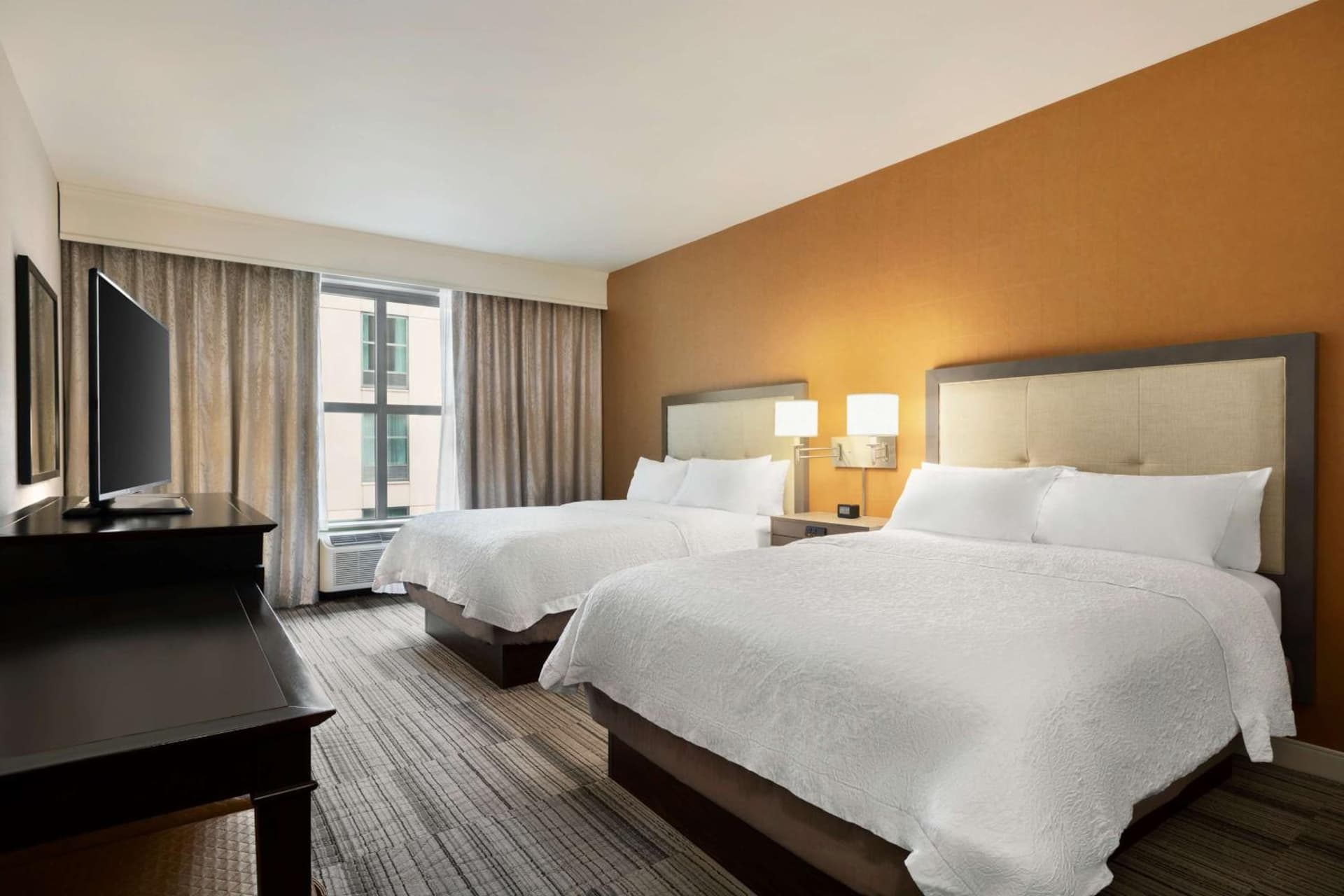 Hampton Inn & Suites - Roanoke-Downtown, VA property views in Roanoke, VA — gallery photo 3