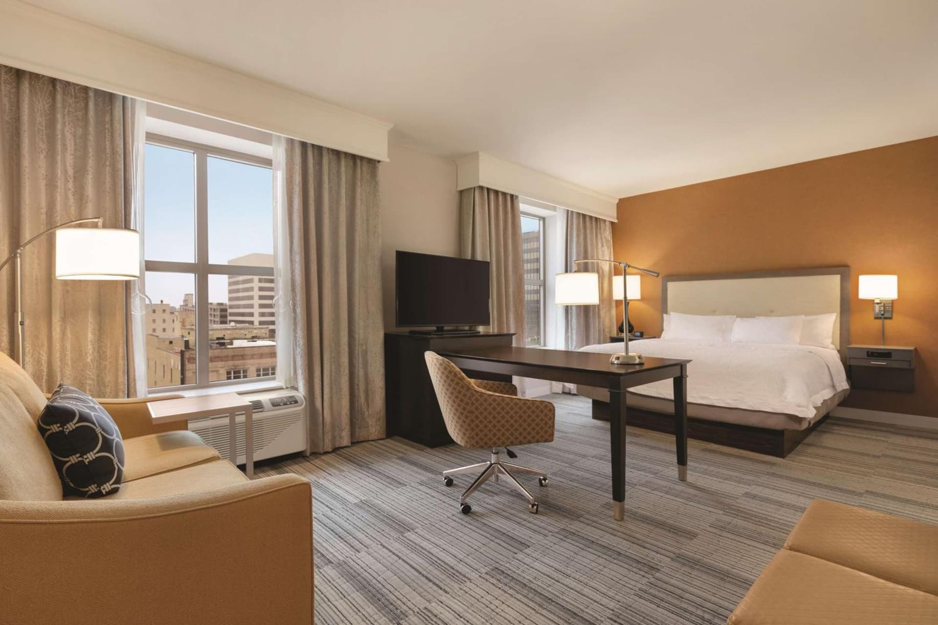 Hampton Inn & Suites - Roanoke-Downtown, VA gallery photo in Roanoke, VA — image 42