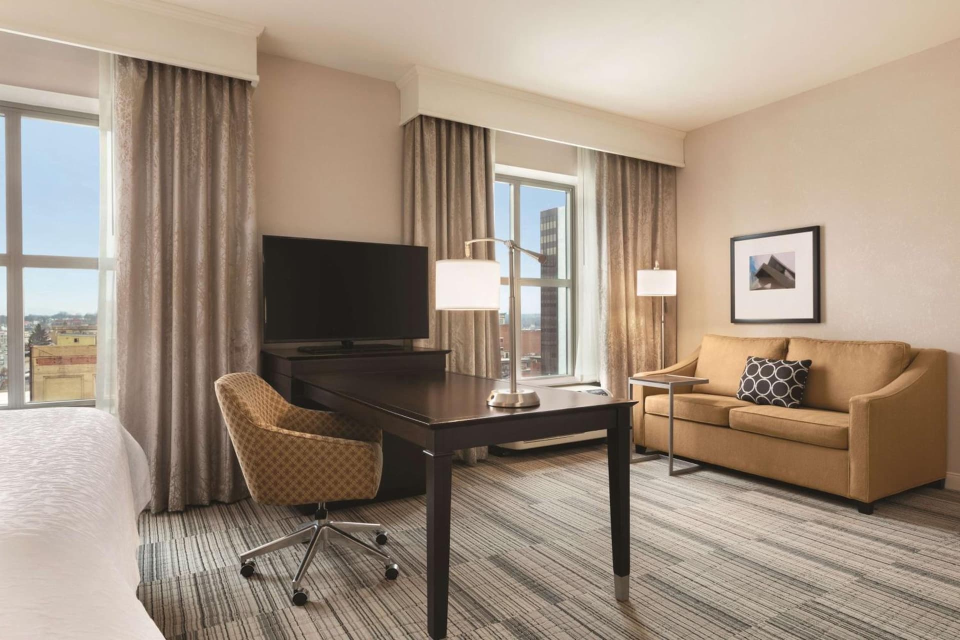 Hampton Inn & Suites - Roanoke-Downtown, VA gallery photo in Roanoke, VA — image 20