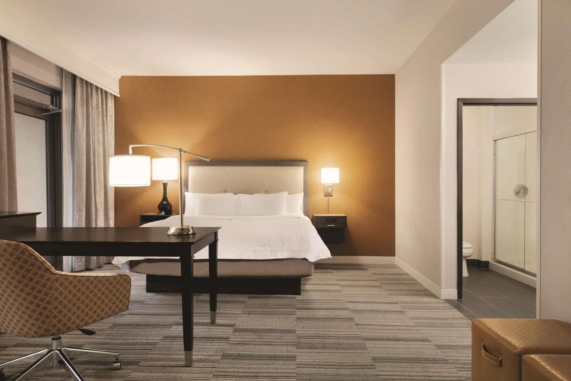 Hampton Inn & Suites - Roanoke-Downtown, VA gallery photo in Roanoke, VA — image 9