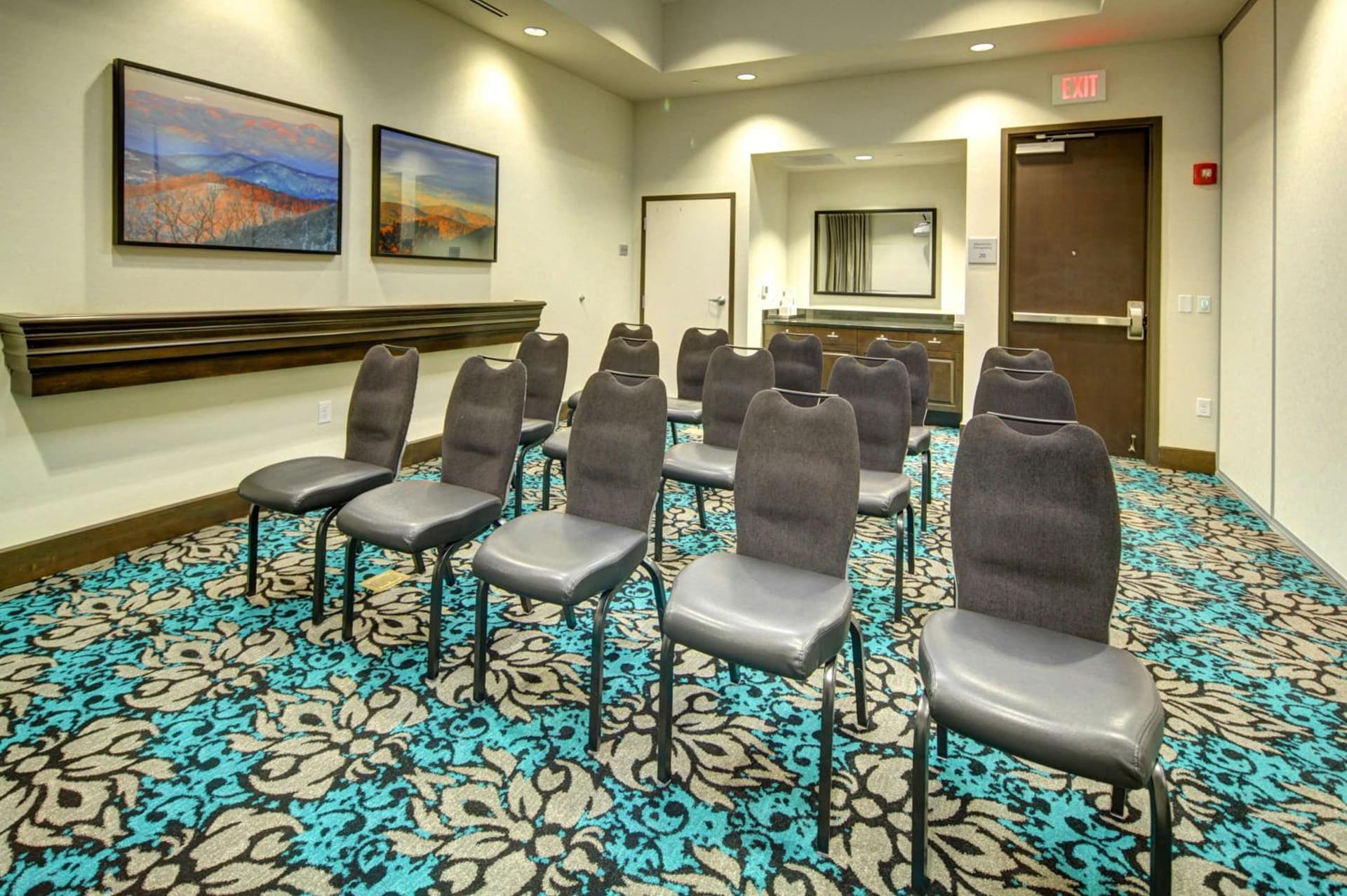Hampton Inn & Suites - Roanoke-Downtown, VA gallery photo in Roanoke, VA — image 7