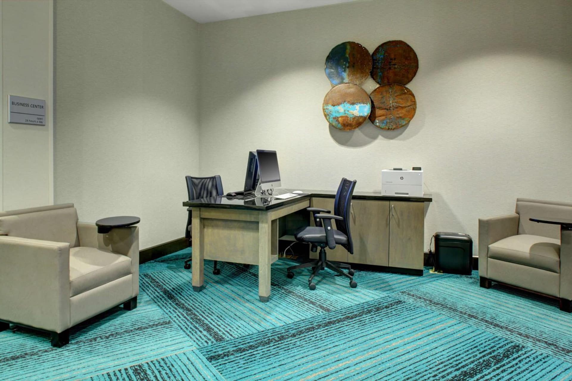 Hampton Inn & Suites - Roanoke-Downtown, VA gallery photo in Roanoke, VA — image 8