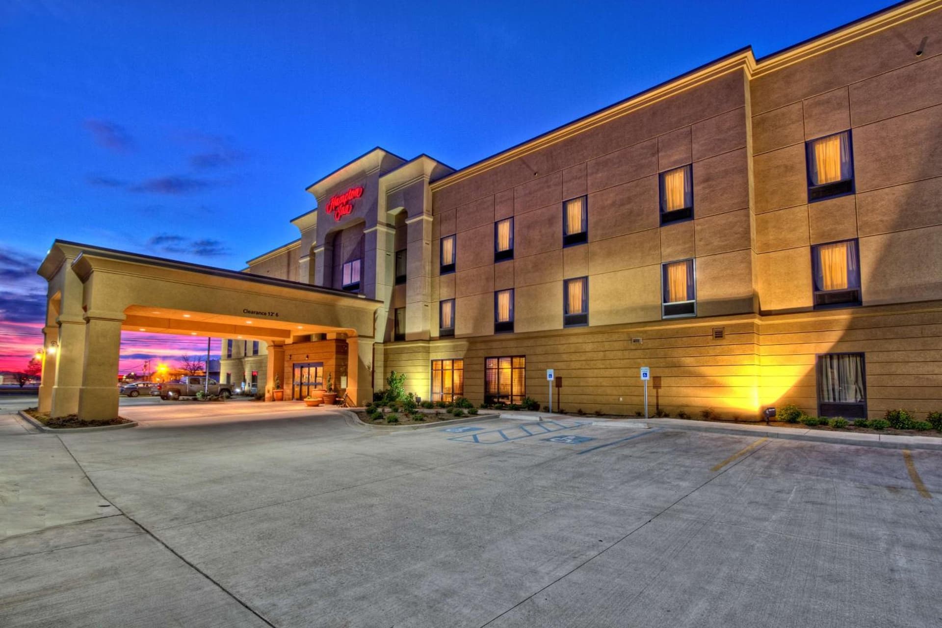 Hampton Inn Clarksdale, Ms interior in Clarksdale, MS — gallery photo 2