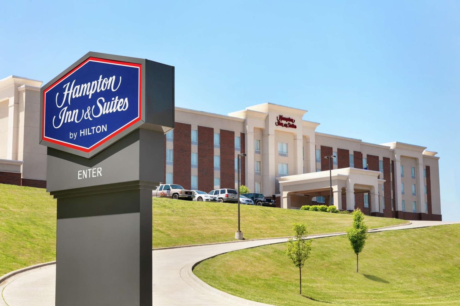 Hampton Inn and Suites Parkersburg Downtown property views in Parkersburg, WV — gallery photo 3