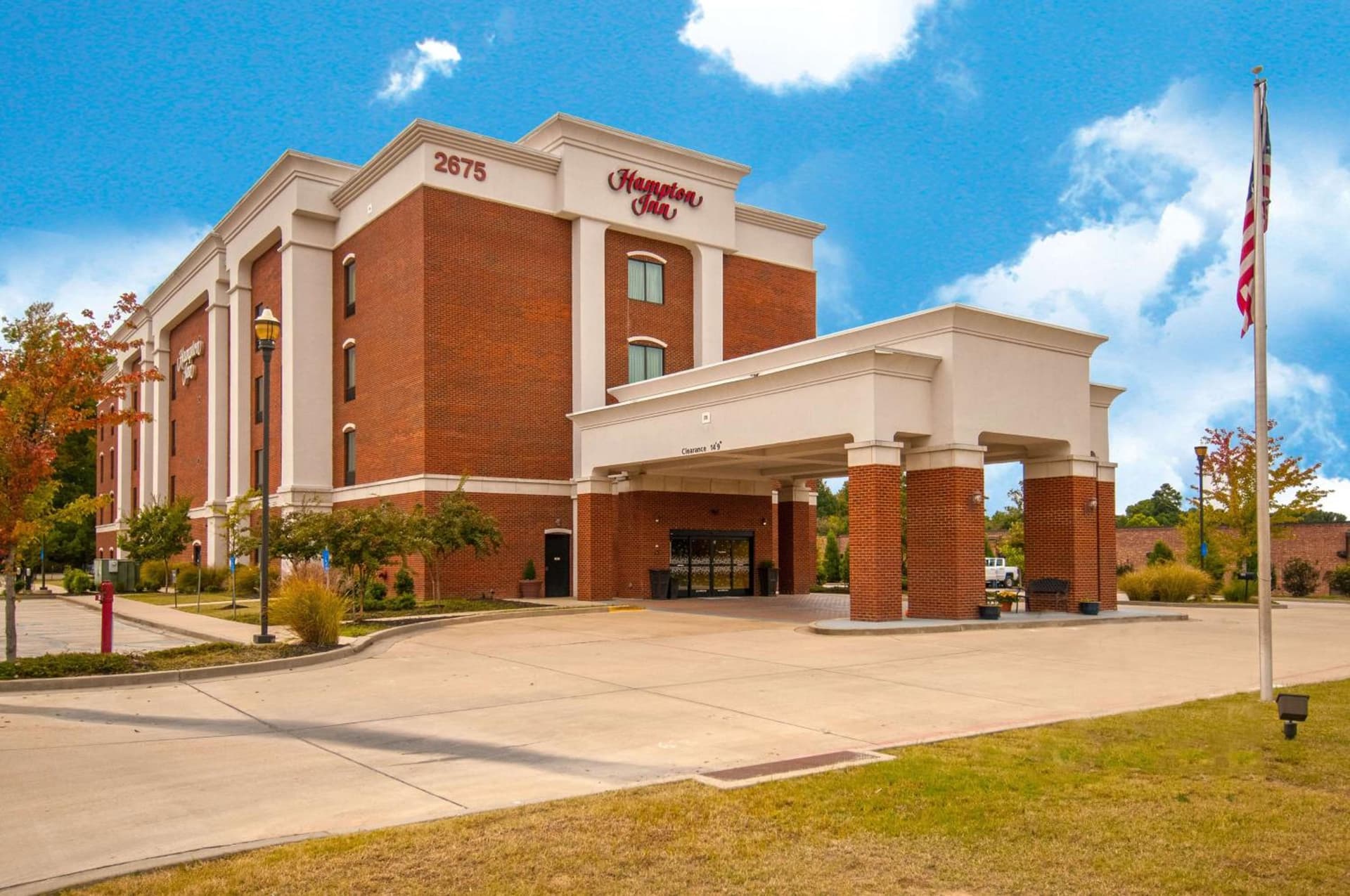 Hampton Inn Hernando, MS interior in Hernando, MS — gallery photo 2