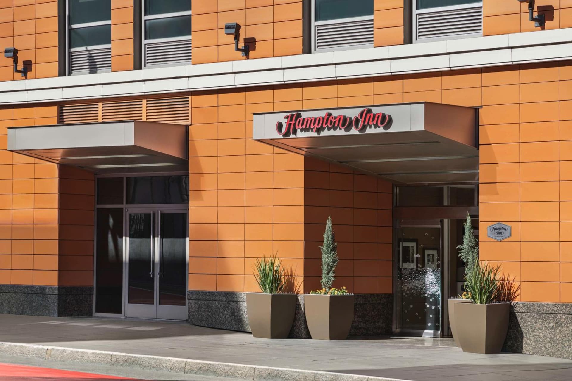 Hampton Inn San Francisco Downtown/Convention Center exterior or lobby in San Francisco, CA — main listing photo