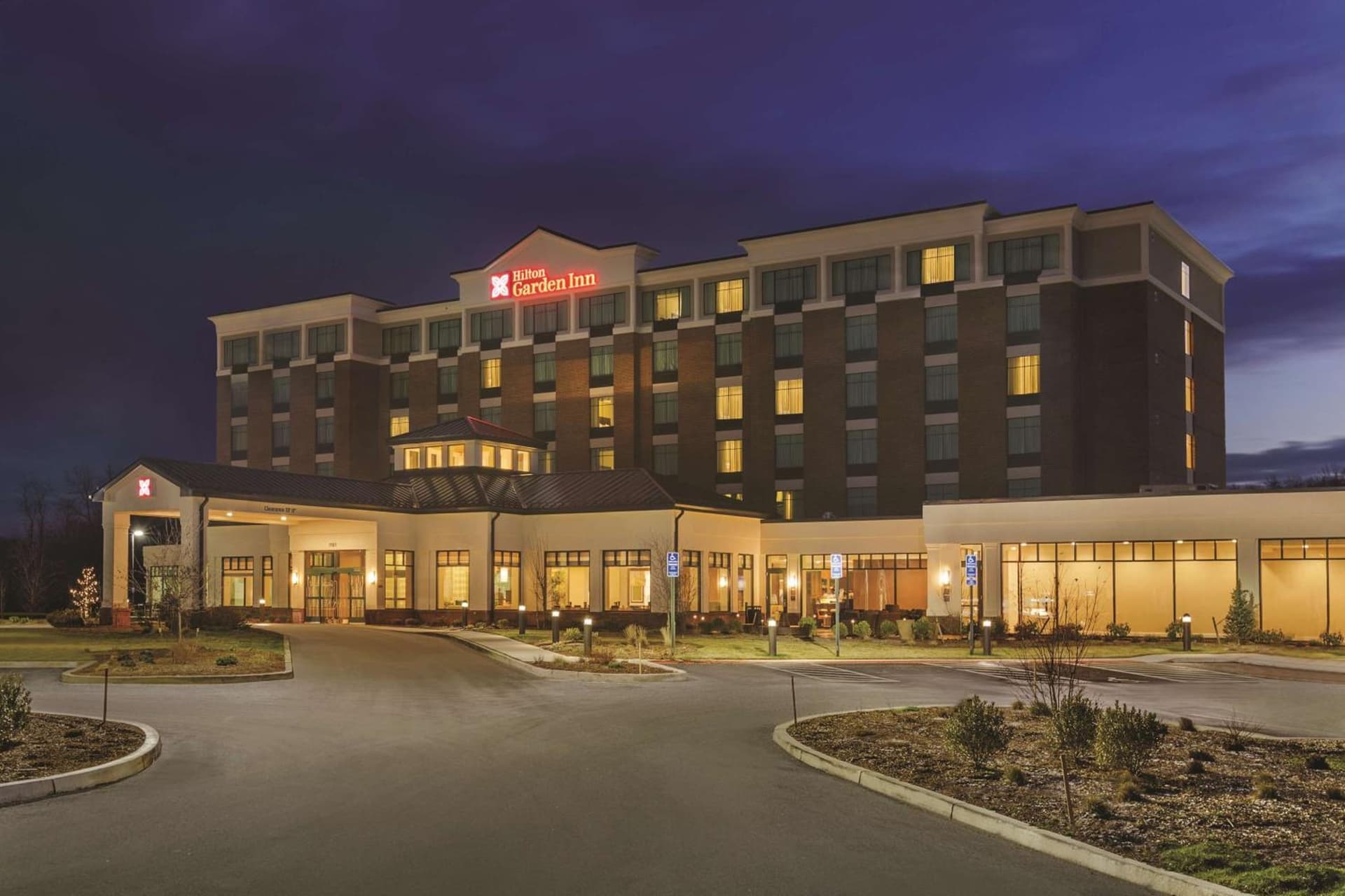 Hilton Garden Inn Wallingford/Meriden featured exterior or lobby in Wallingford, CT — similar hotel