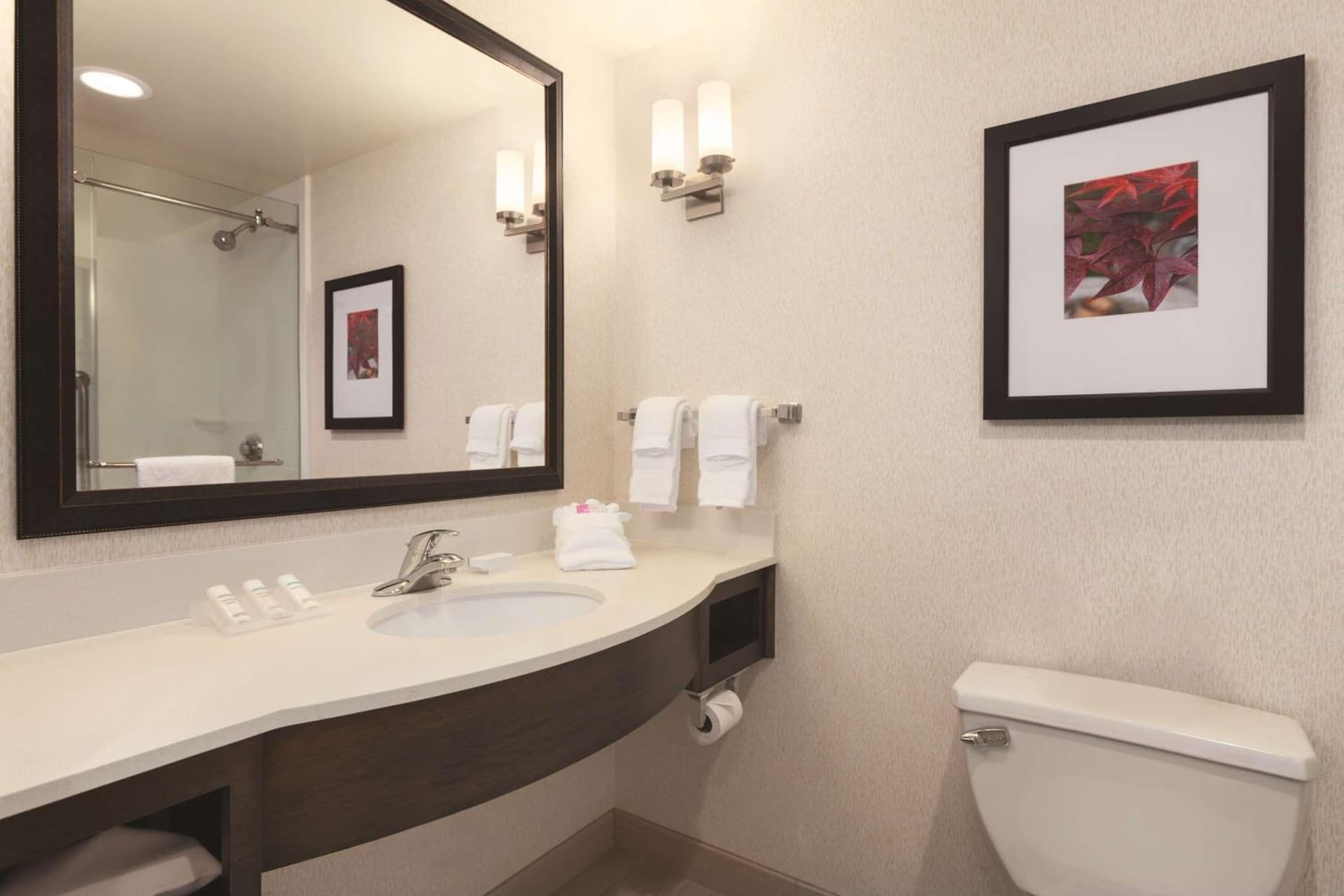Hilton Garden Inn Wallingford/Meriden gallery photo in Wallingford, CT — image 34
