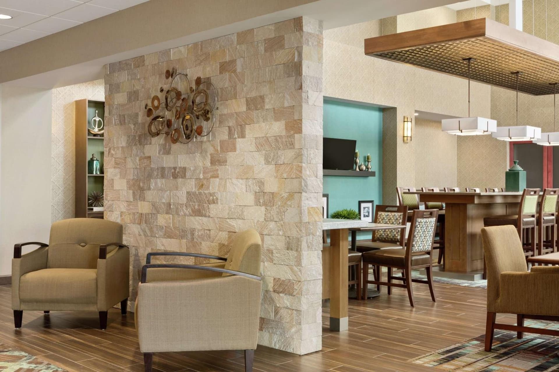 Hampton Inn & Suites Minooka property views in Channahon, IL — gallery photo 3