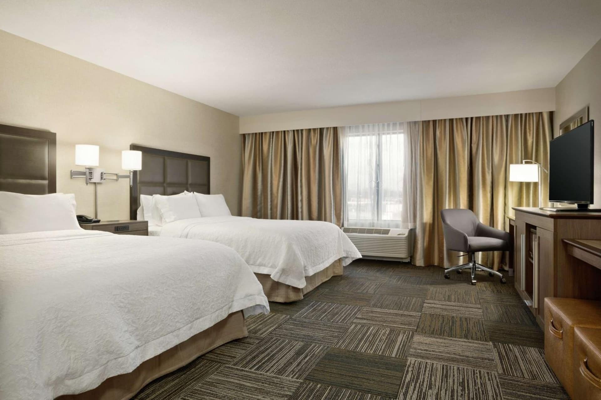 Hampton Inn & Suites Minooka gallery photo in Channahon, IL — image 22