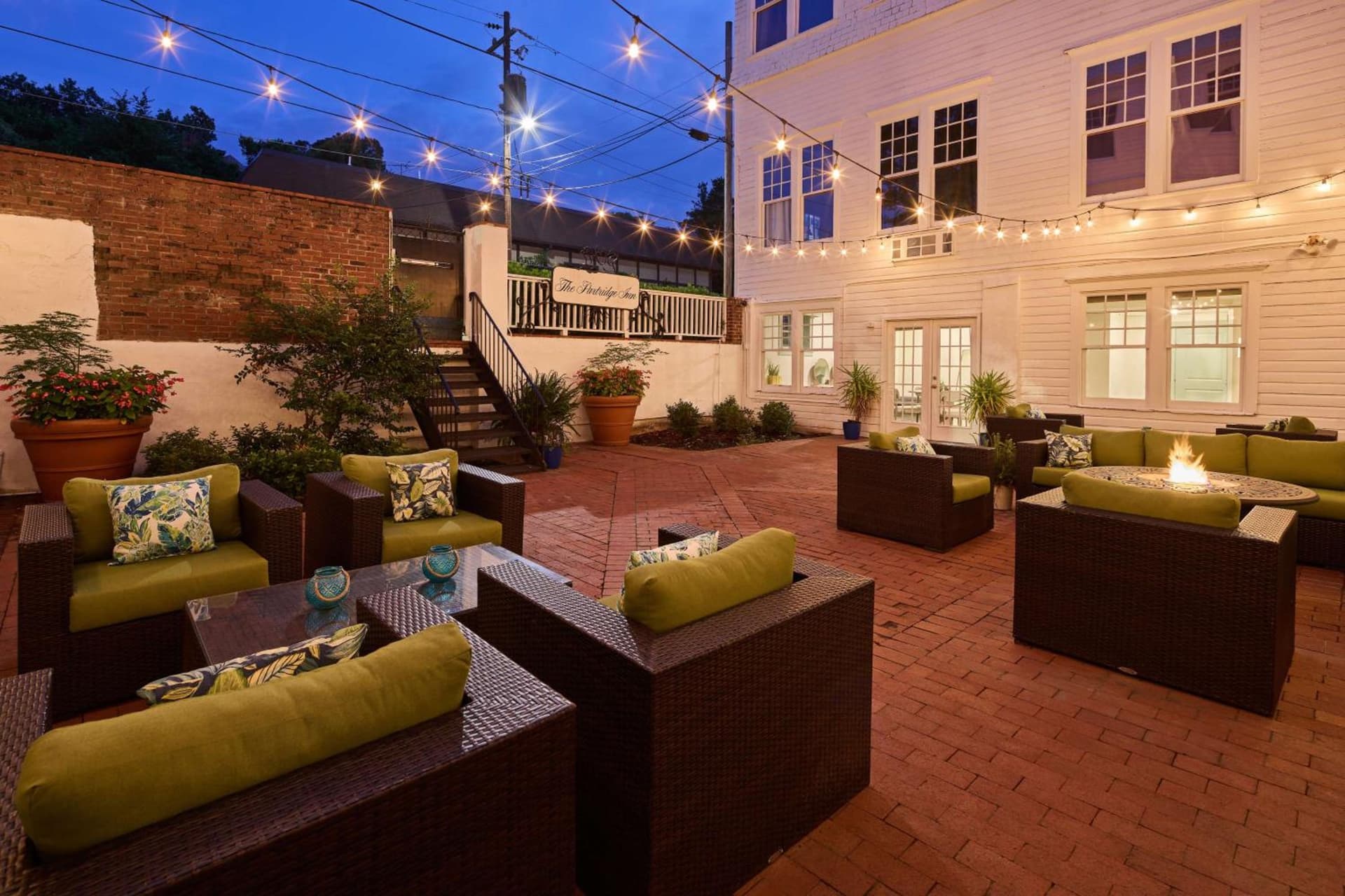 The Partridge Inn Augusta, Curio Collection by Hilton interior in Augusta, GA — gallery photo 2