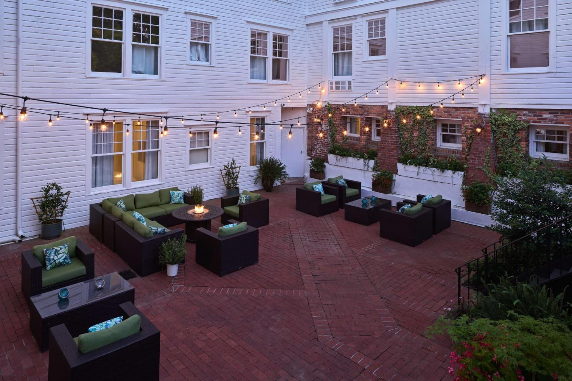 The Partridge Inn Augusta, Curio Collection by Hilton property views in Augusta, GA — gallery photo 3